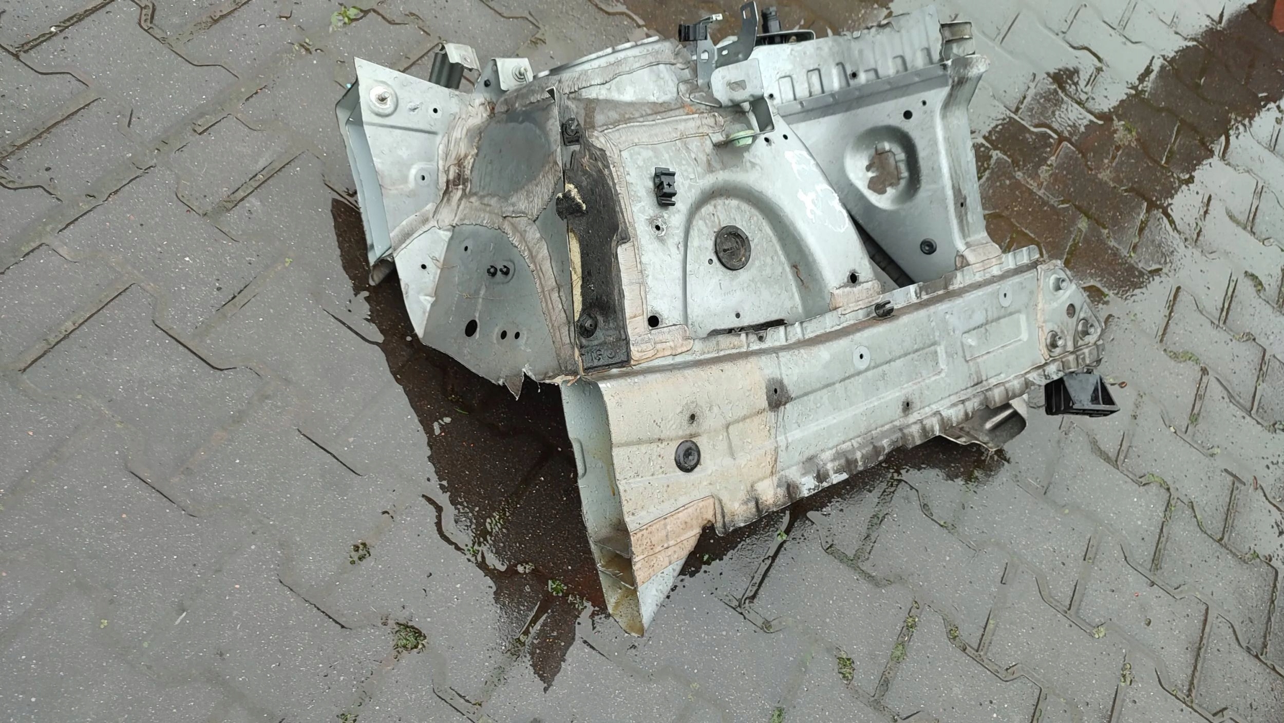BMW X3 F25 2015 front side left quarter front