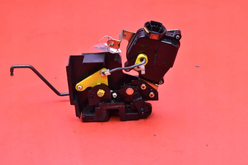 lock door left rear part rear KIA RIO 2 II 05-09
