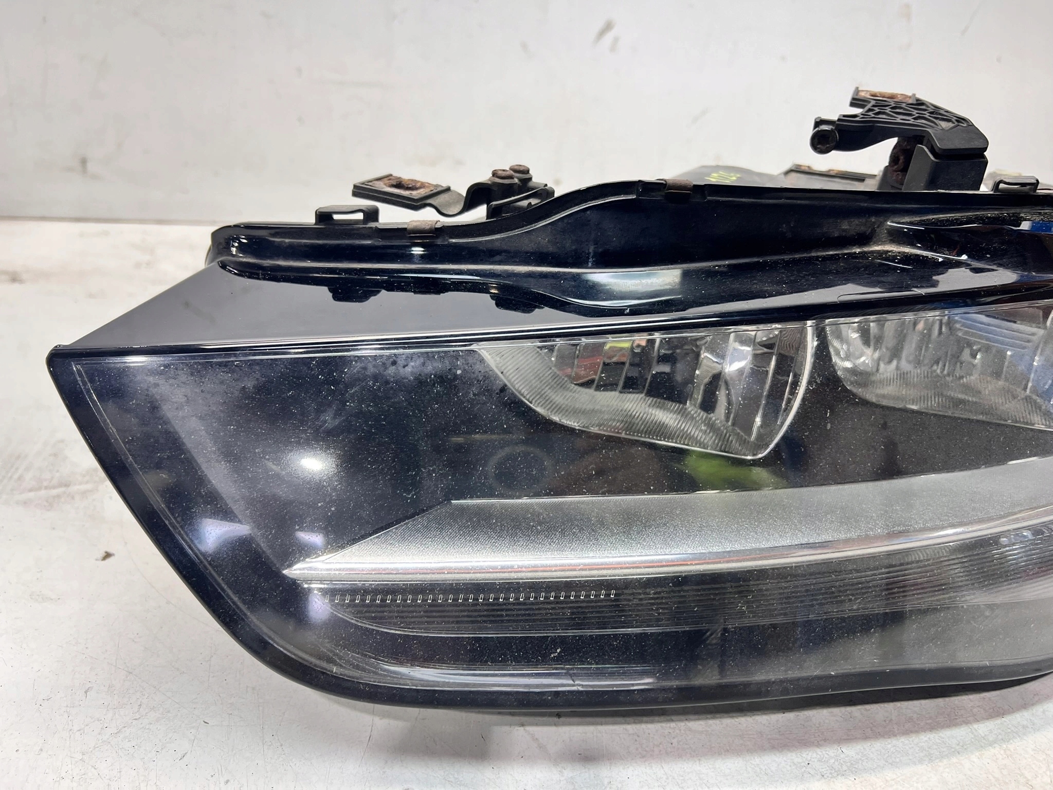 REFLEKTOR left front AUDI A4 B8 LIFT 8K0941003AC 1/26