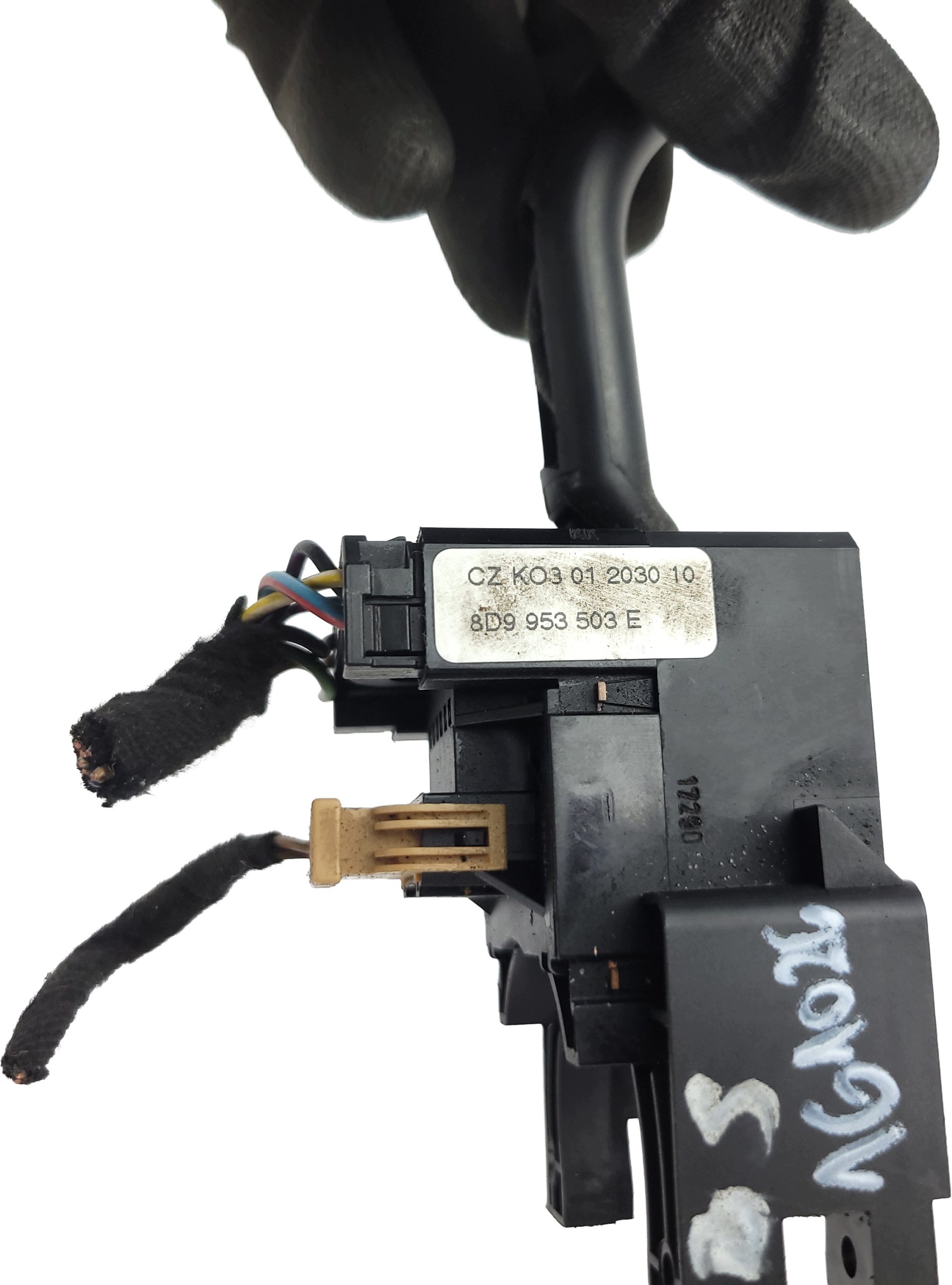 AUDI A4 B5 KOMBI AVANT stalk switch wiper control 8D9953503E