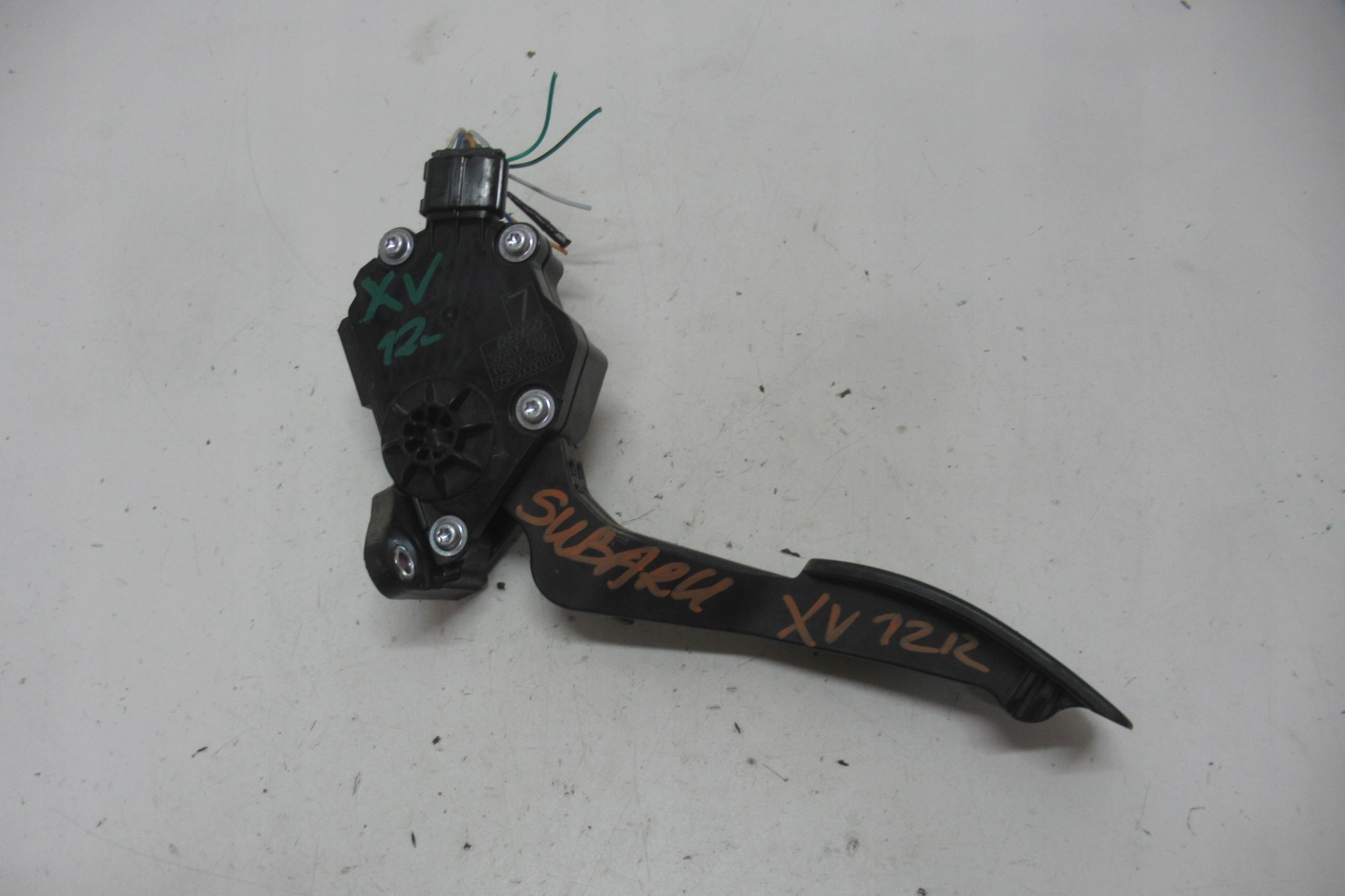 SUBARU XV 12R accelerator pedal 36010FJ010