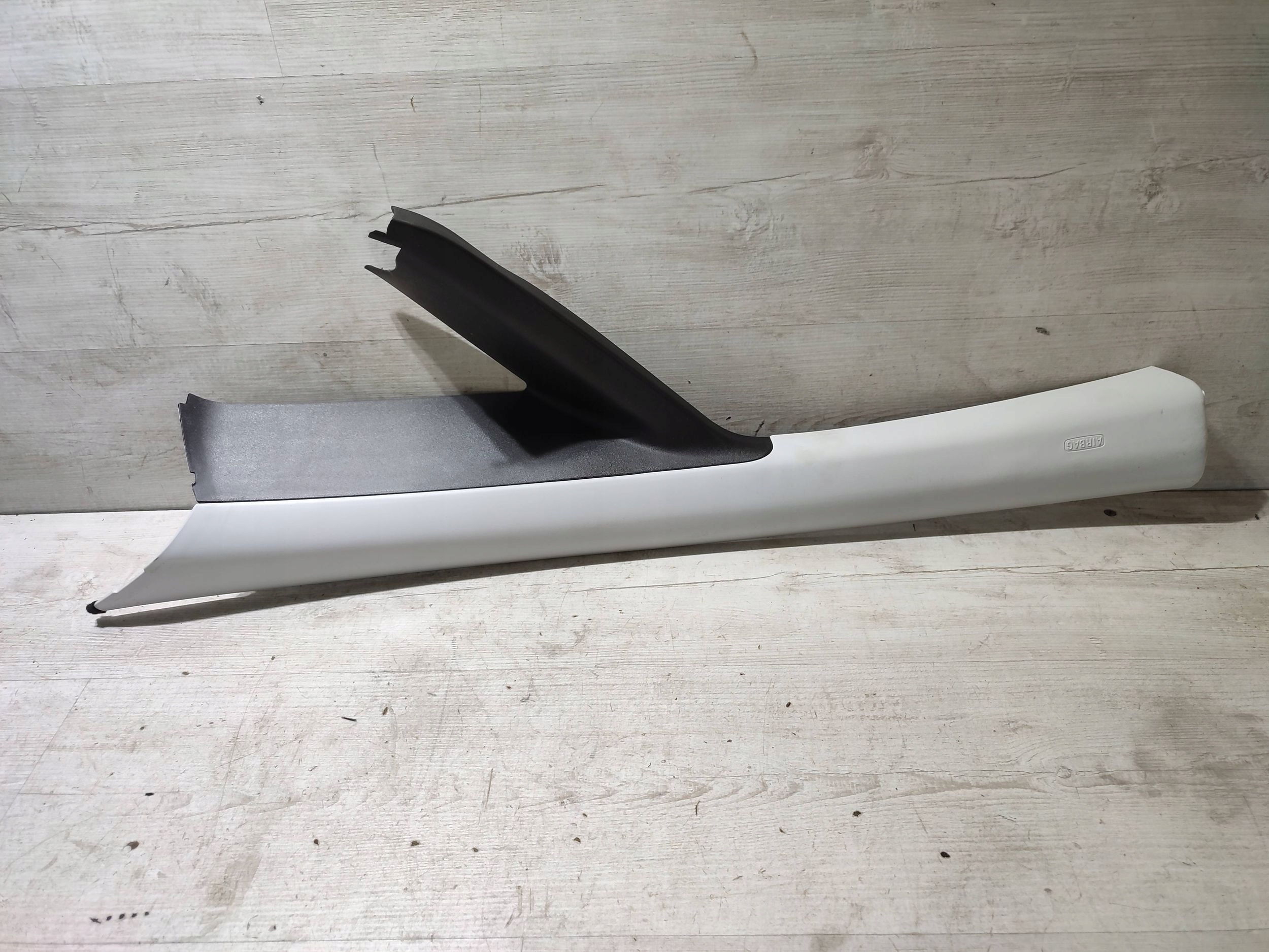 Opel Corsa E 2018 front side left cover slupka windows przedniej / A