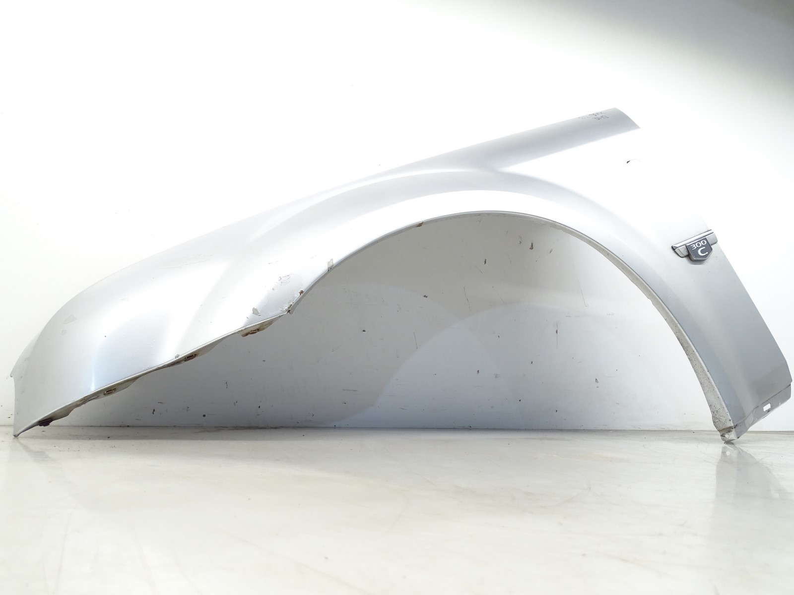 fender left front front CHRYSLER 300C