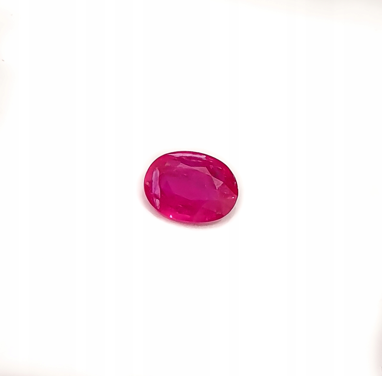 Rubín Naturany 0,64 ct Certifikát