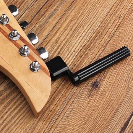 JEREMI GT-J10 KORBKA DO WYMIANY STRUN W GITARZE KORBA DO STRUN Marka Jeremi