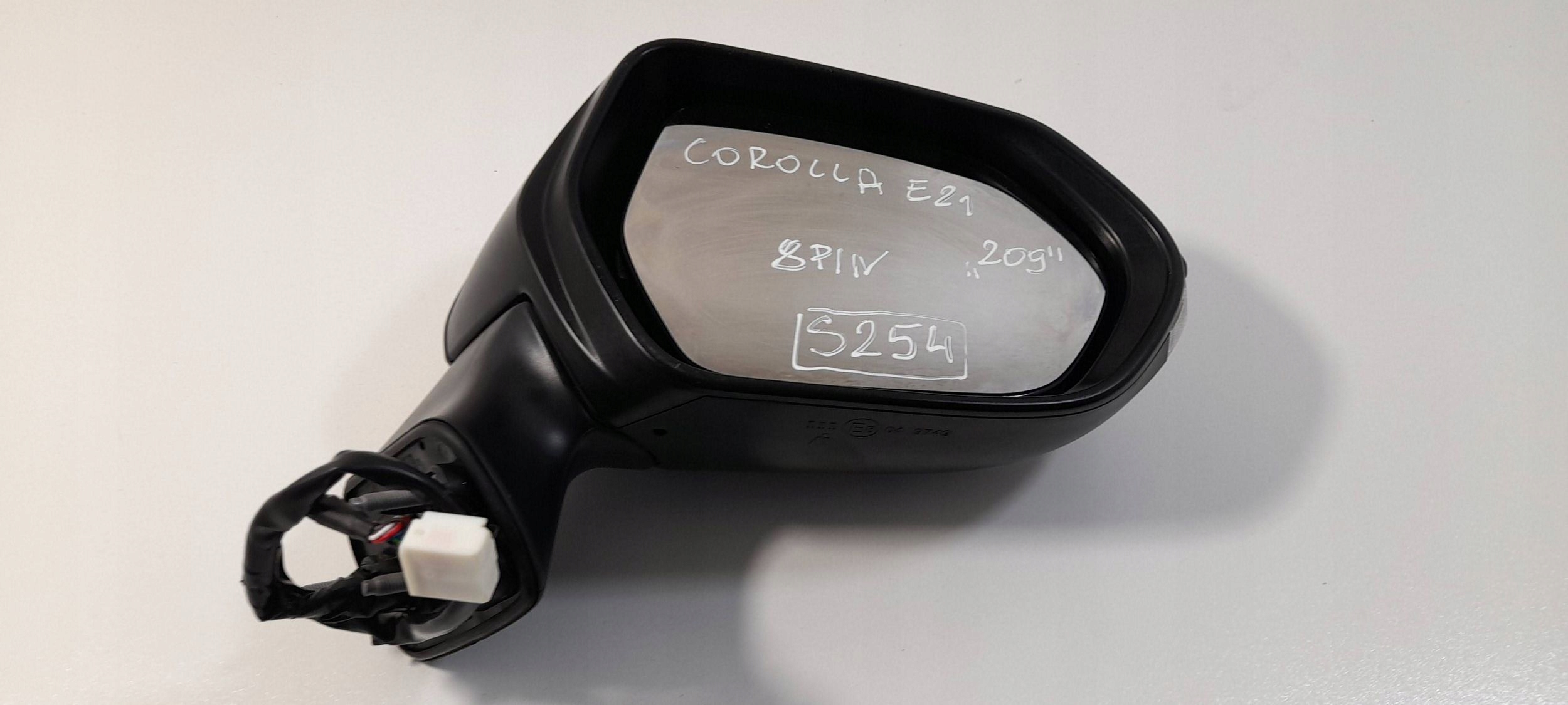 Toyota Corolla E21 mirror right 049749 209 8-PIN (S254)
