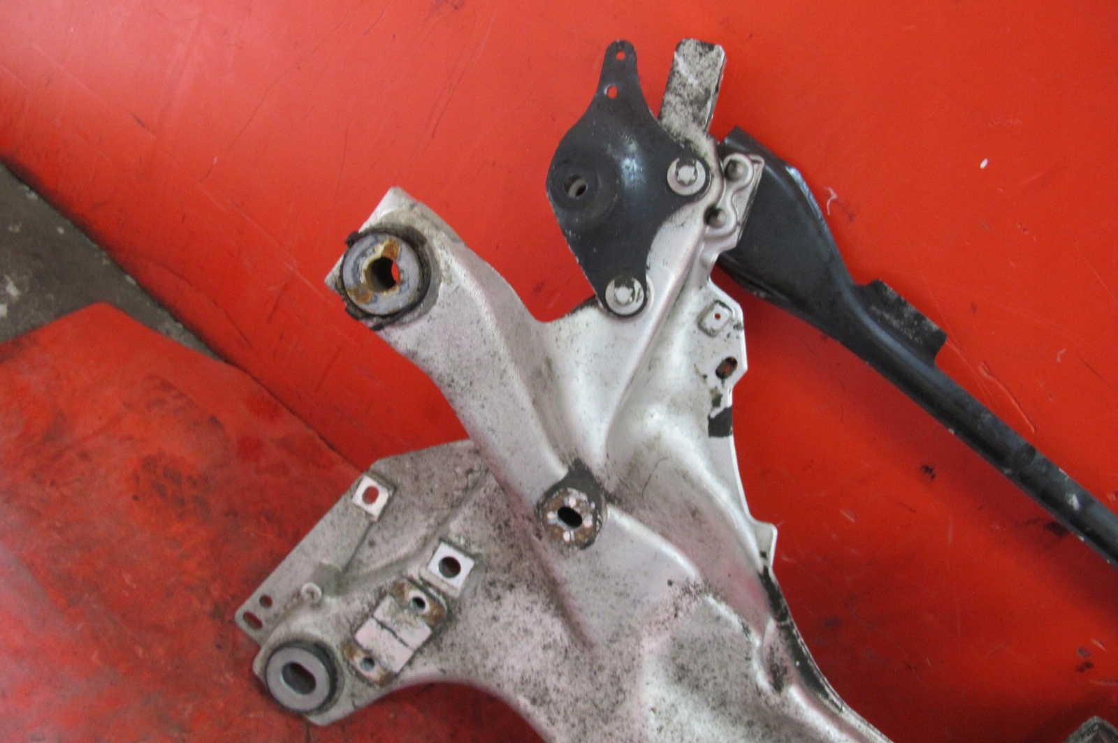 PEUGEOT 407 axle beam subframe axle beam TRAWERS front