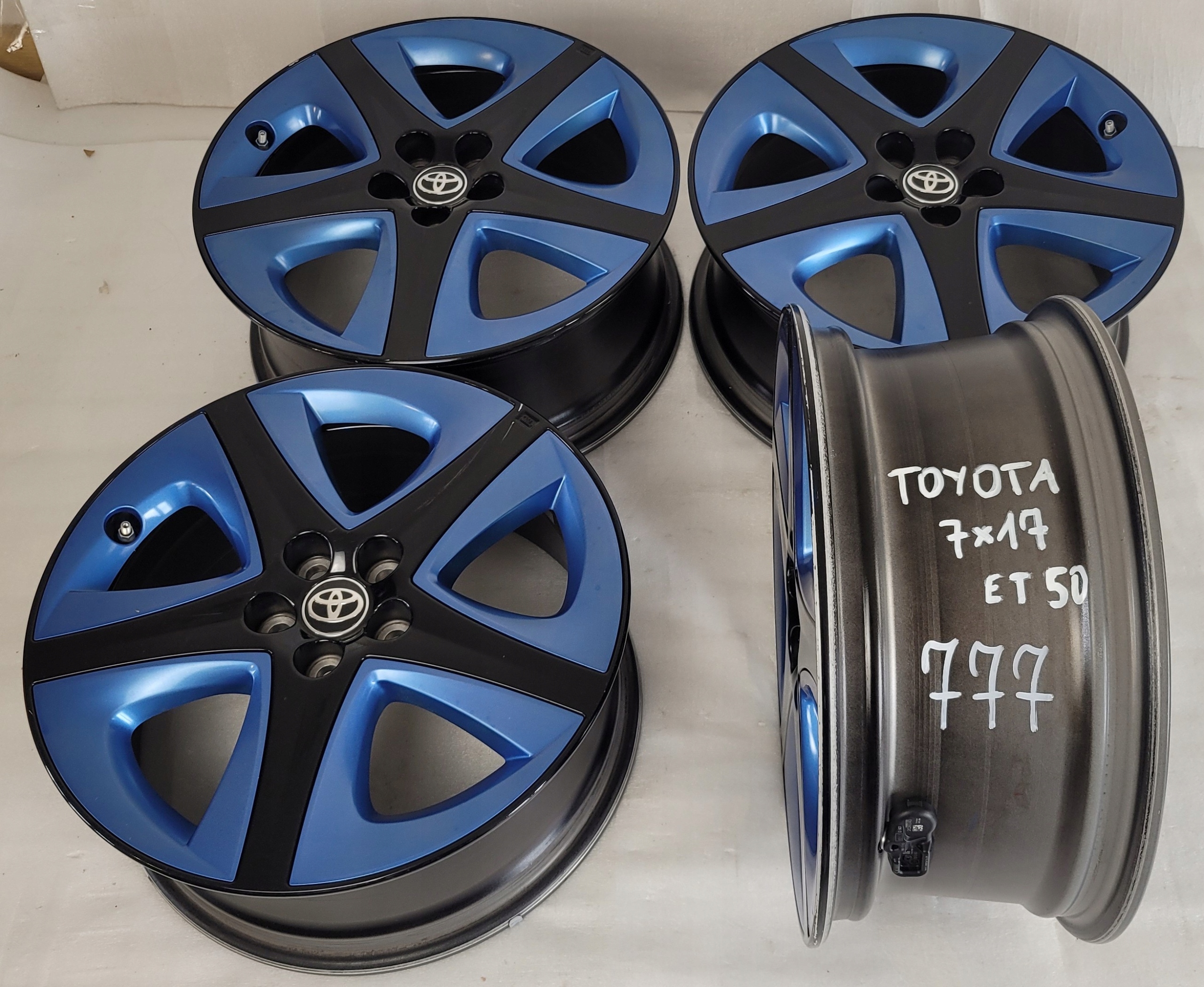 Диски toyota prius xw50 iv 2015- 7x17 17 et50 5x100 54, 1 Купить в