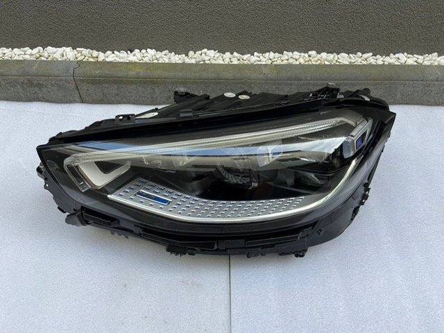 light left Mercedes S Klasa W223 Digital