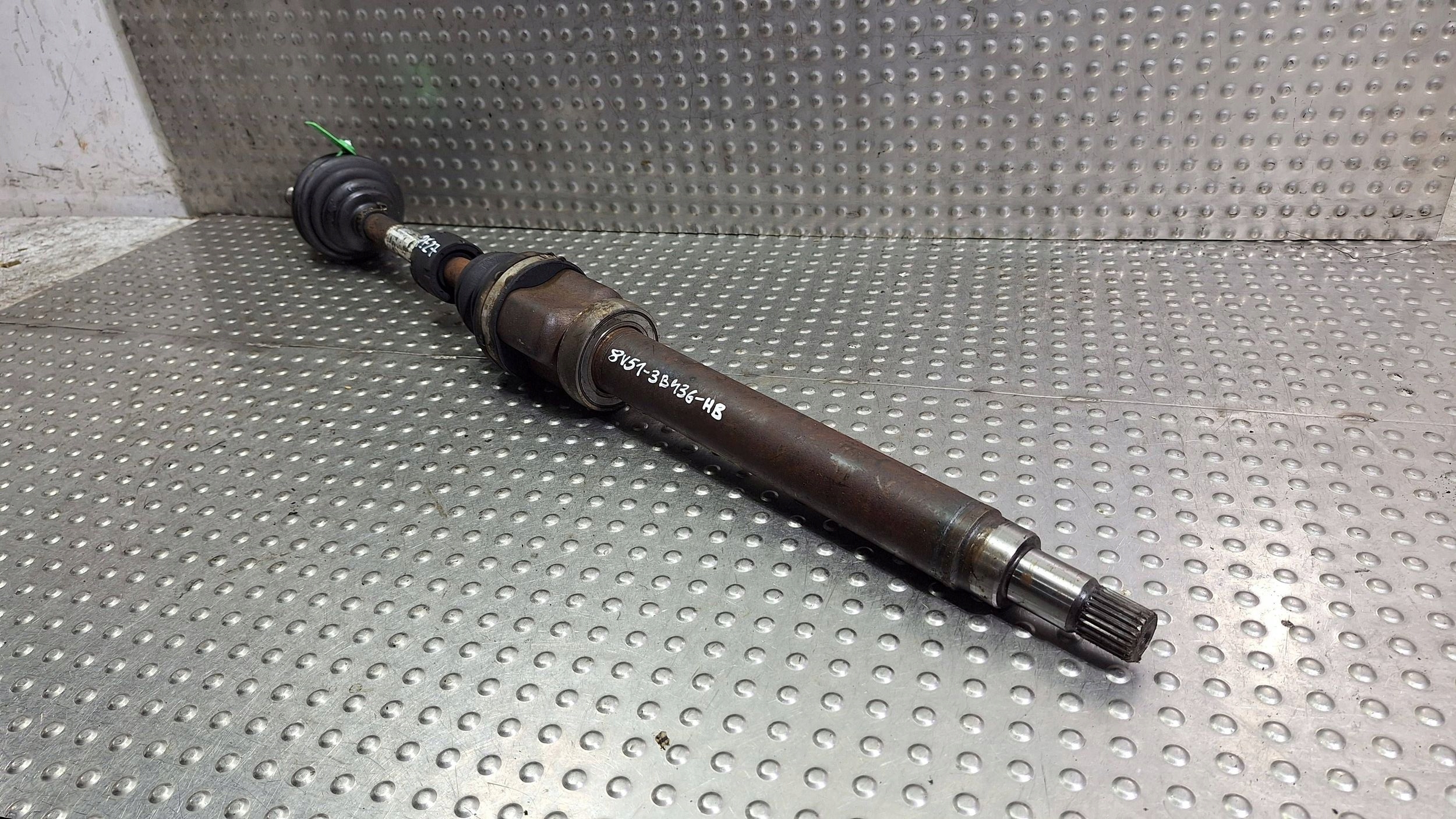 semi-axis right front 8V51-3B436-HB FORD FIESTA MK7 1.6 TDCI