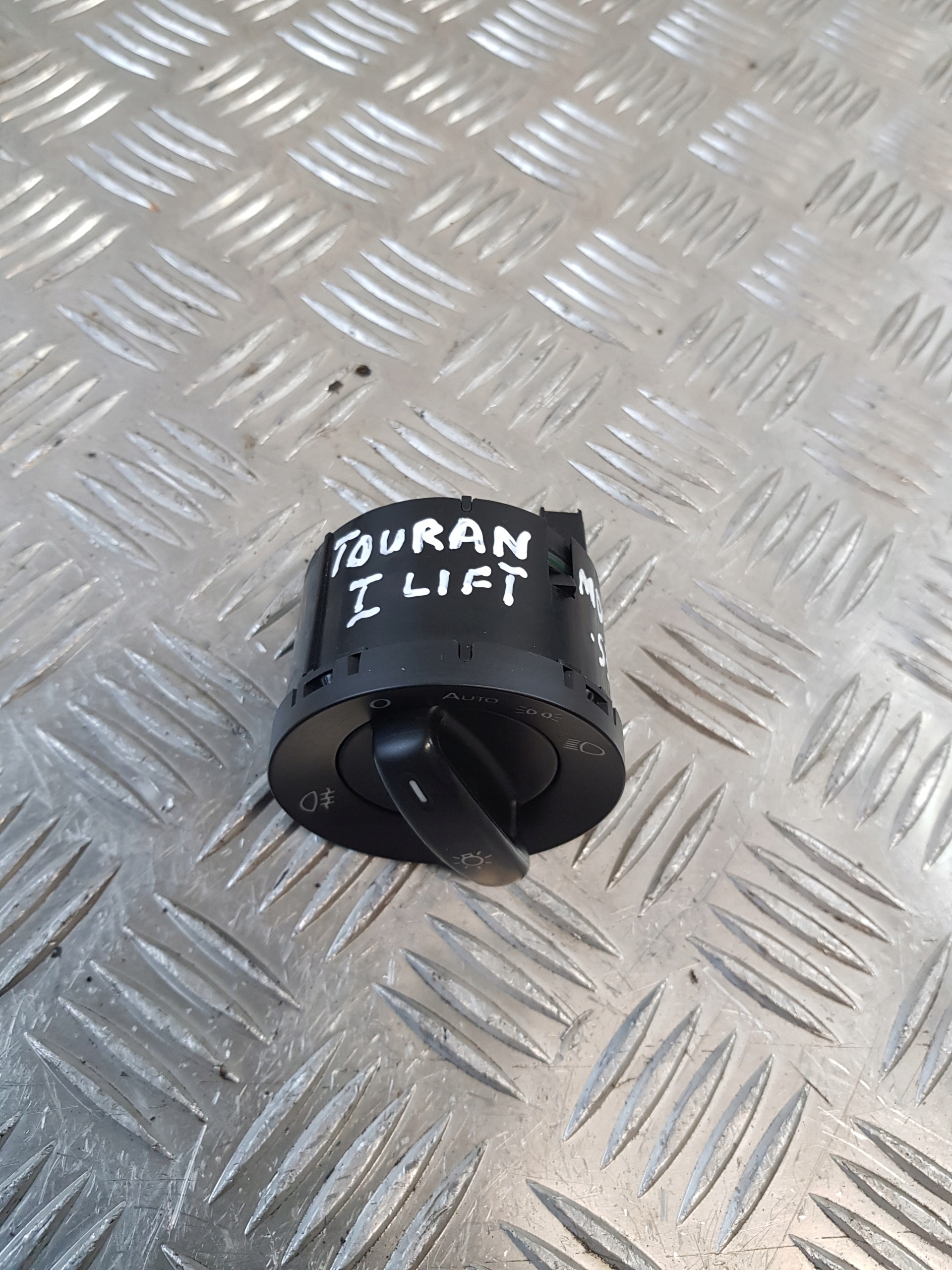 interruttore luci 1T0941431AB VW TOURAN e LIFT EU