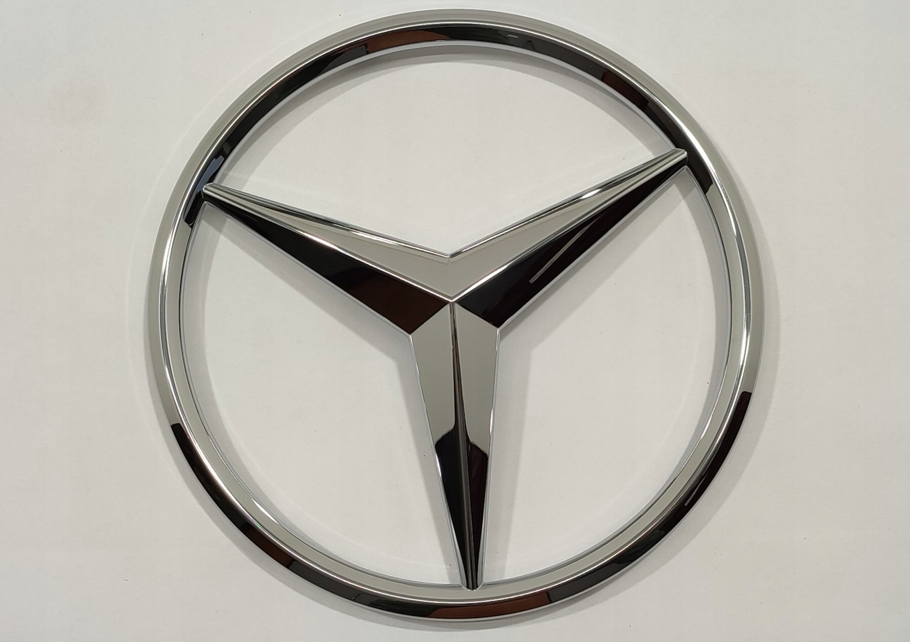 MERCEDES EMBLEMAT LOGO ORYGINAŁ NOWY A0008171016