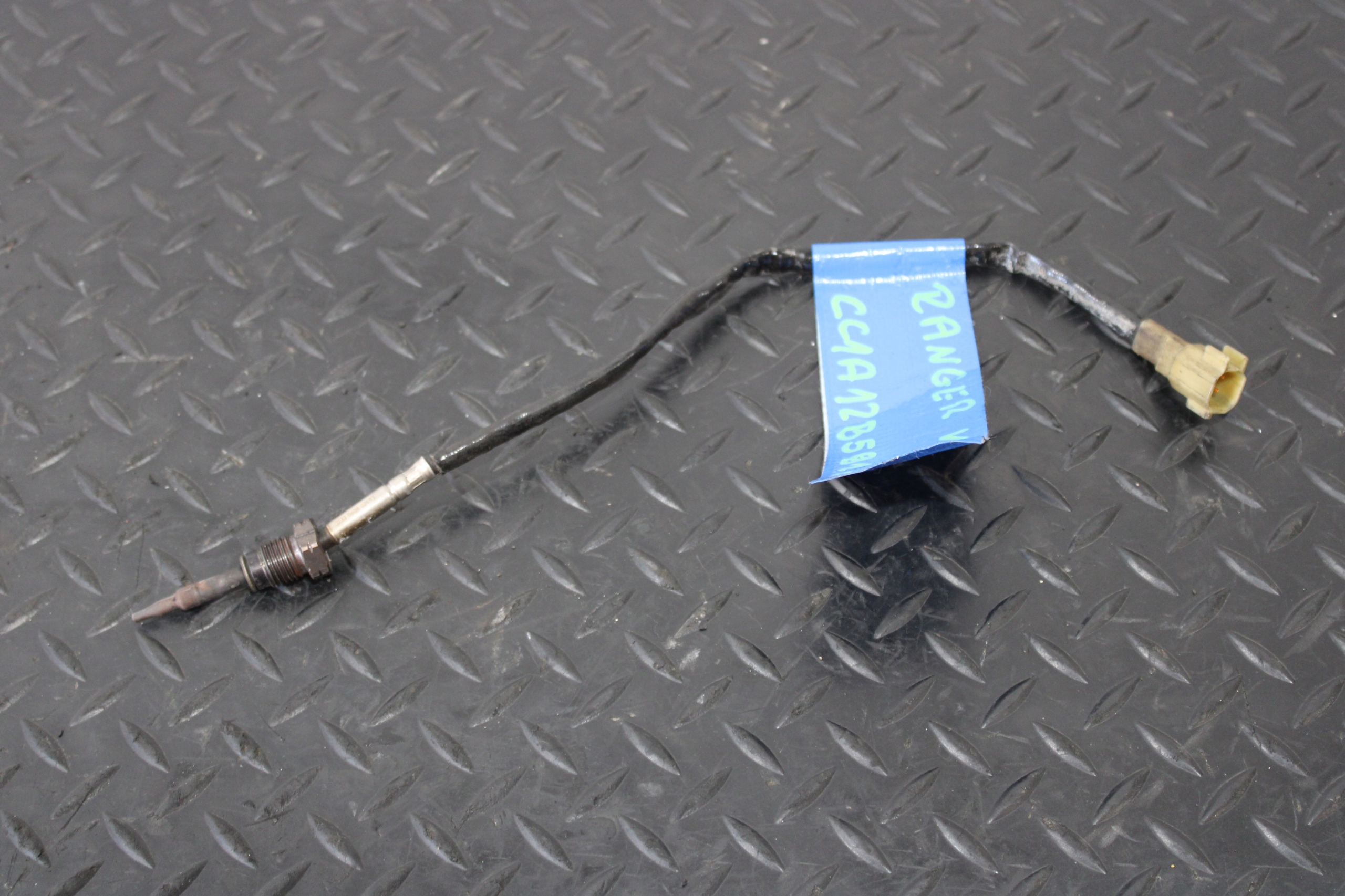 Sensor TEMPERATURY Gase FORD RANGER V 5 LIFT CC1A-12B591-AE