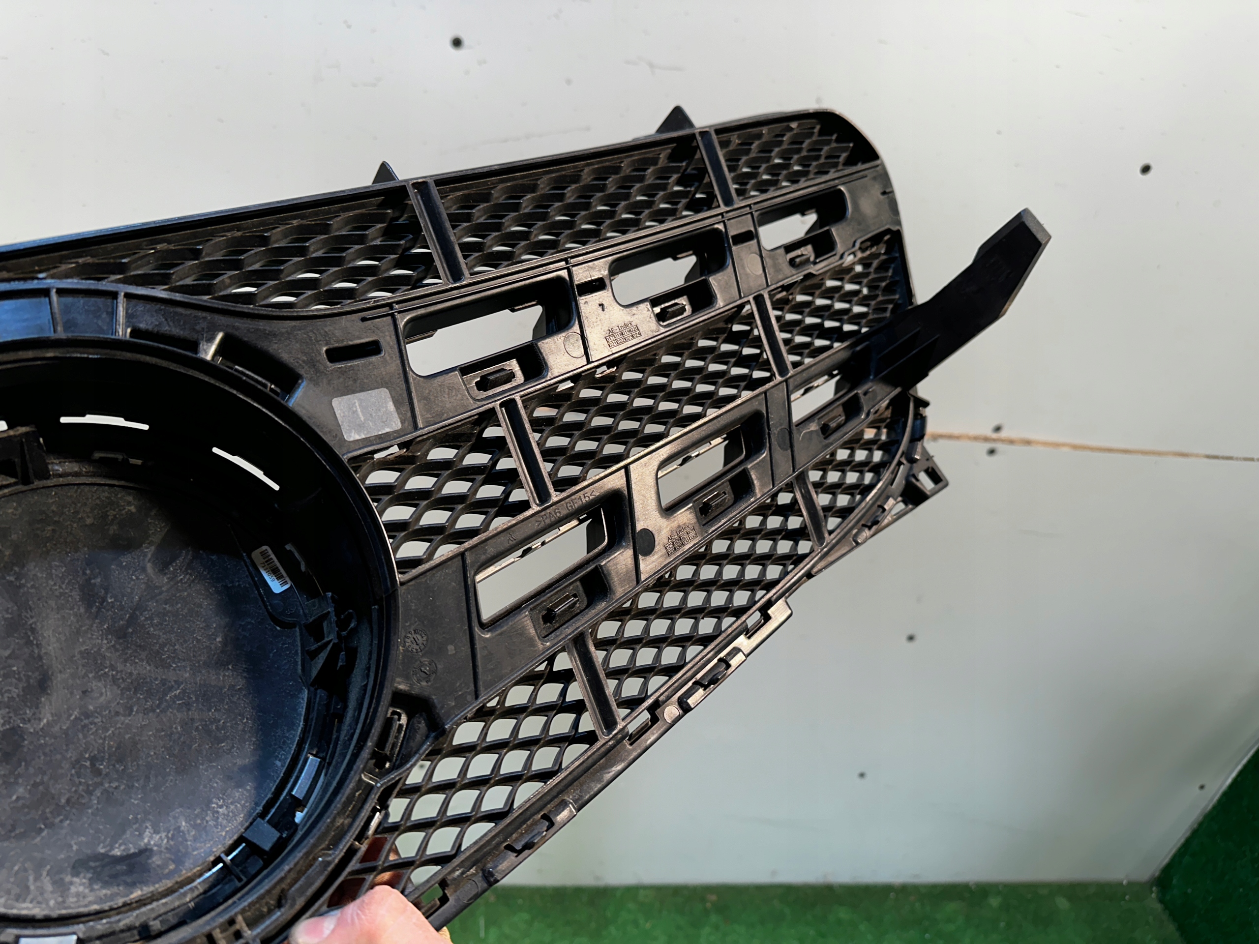 Mercedes-Benz GLA W156 Kühlergrill FRONTGRILL Kühlergitter - Thumbnail 9