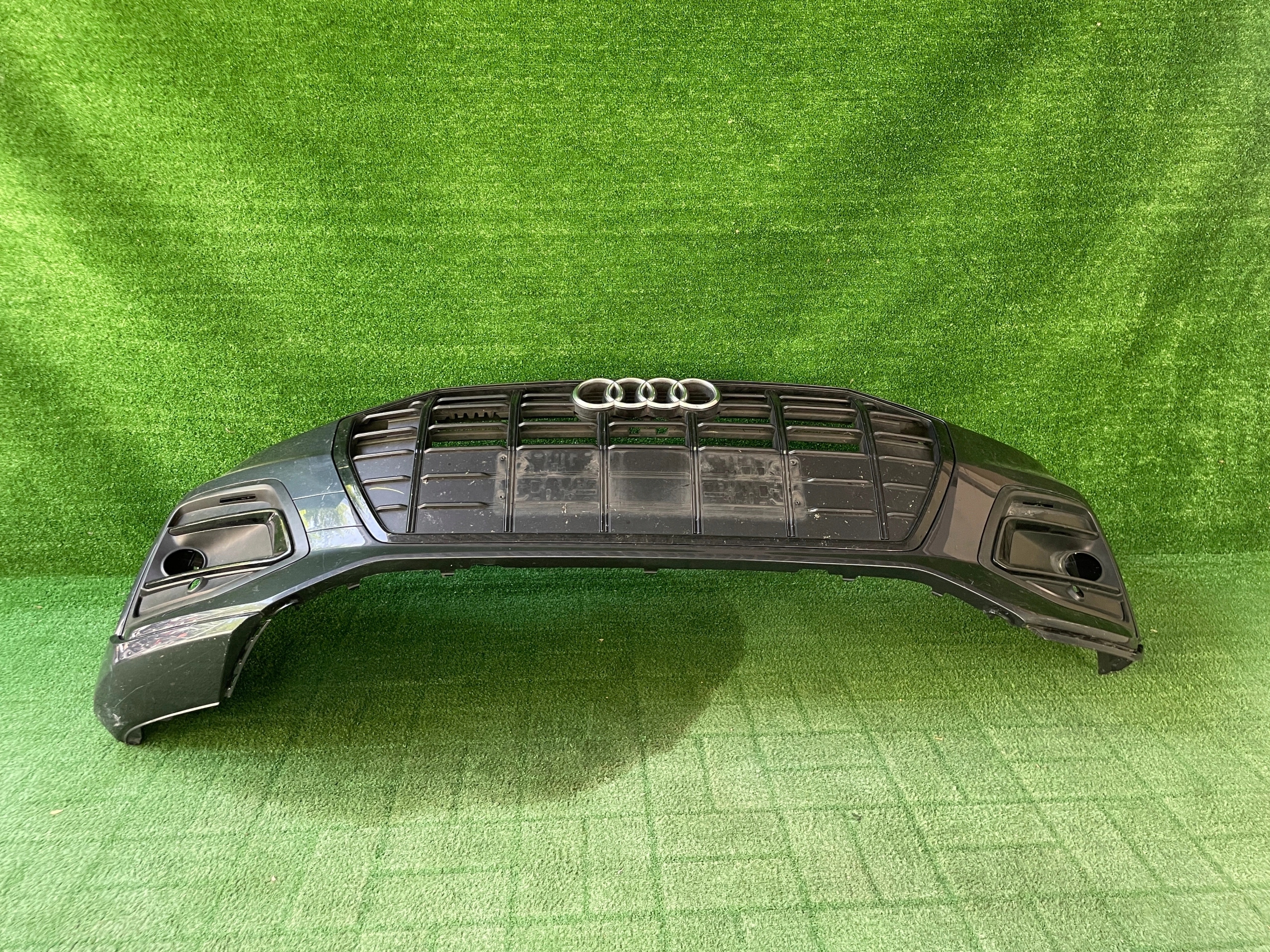 Audi Q5 2 II Lift 80A bumper front front
