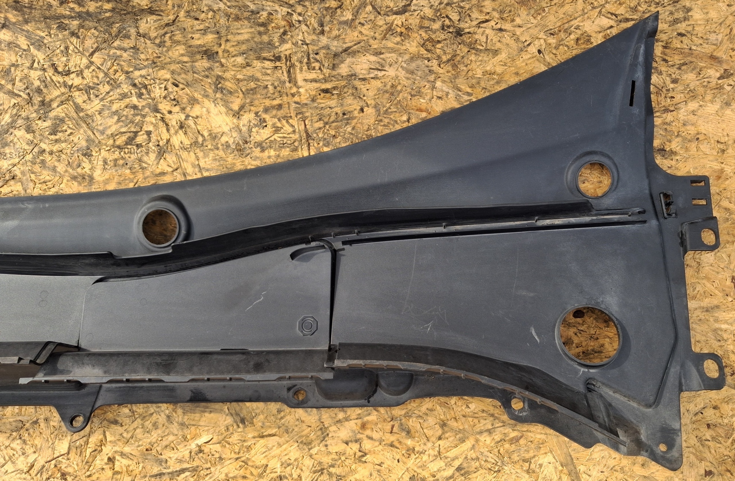torpedo upper VOLVO XC60 II 31442120