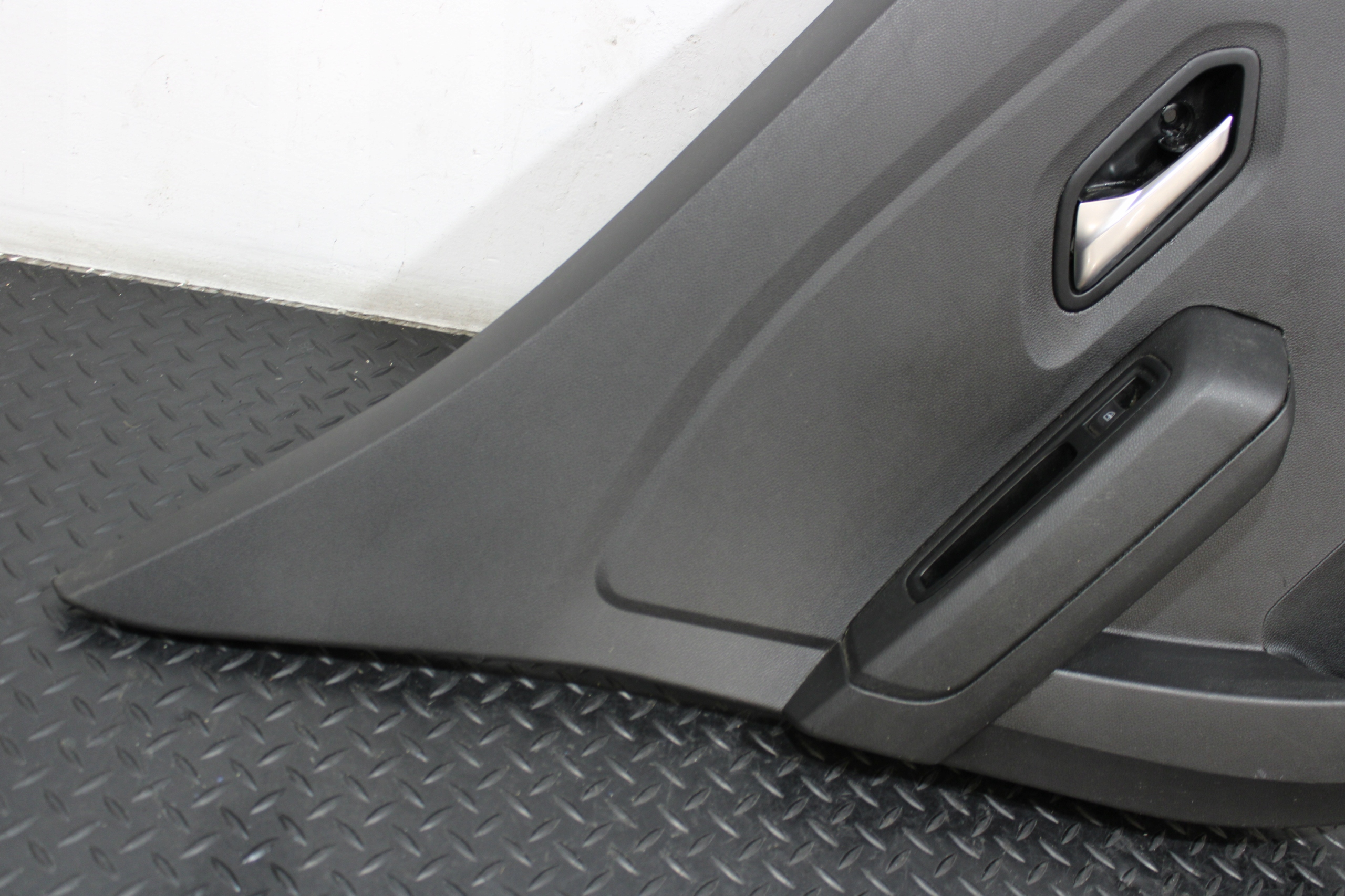 upholstery side door left rear part DACIA SANDERO III 3