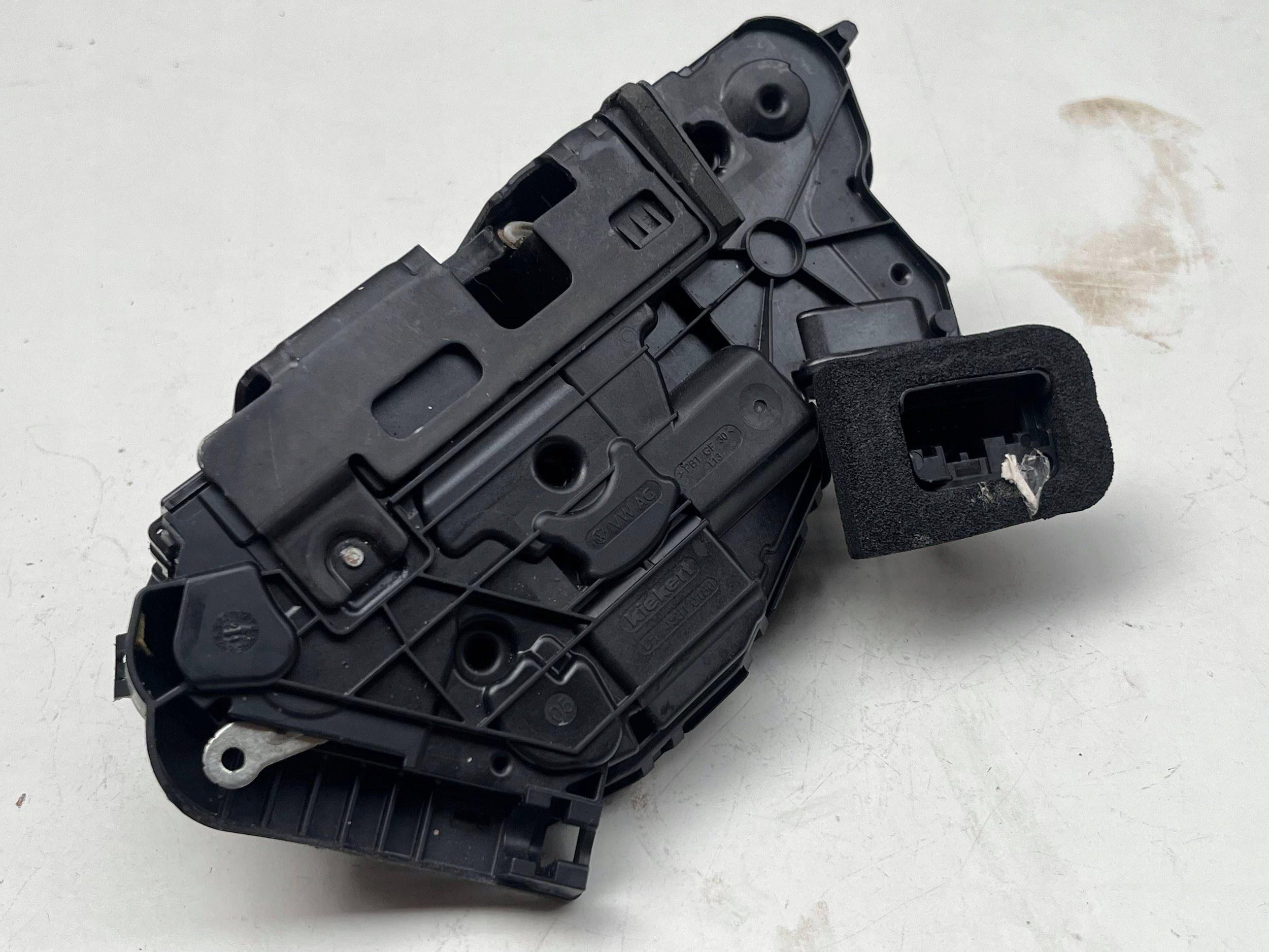 VOLKSWAGEN SEAT SKODA lock door left front 5TB837015B @M