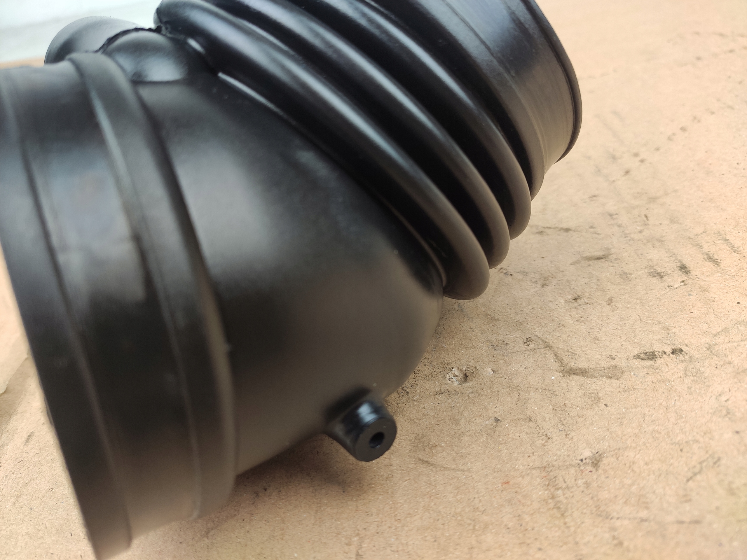 BMW E38 E39 PRZEWÓD RURA POWIETRZA M52 1740931 Numer katalogowy oryginału 1354 1740931