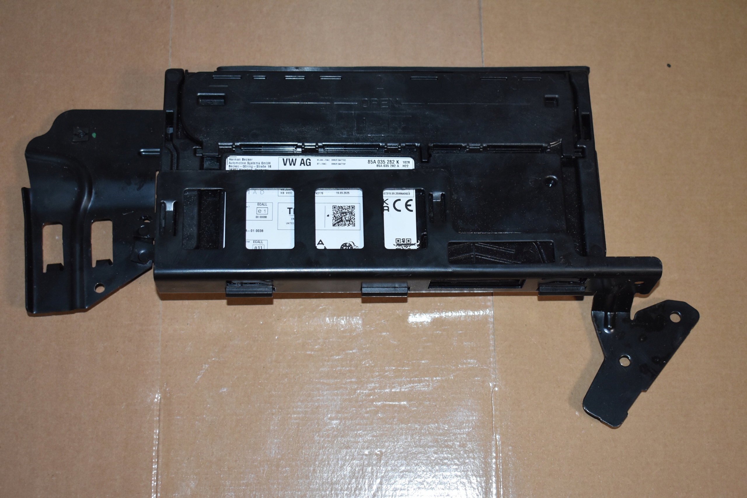 IDEALNY modul TELEMATIC AUDI 1