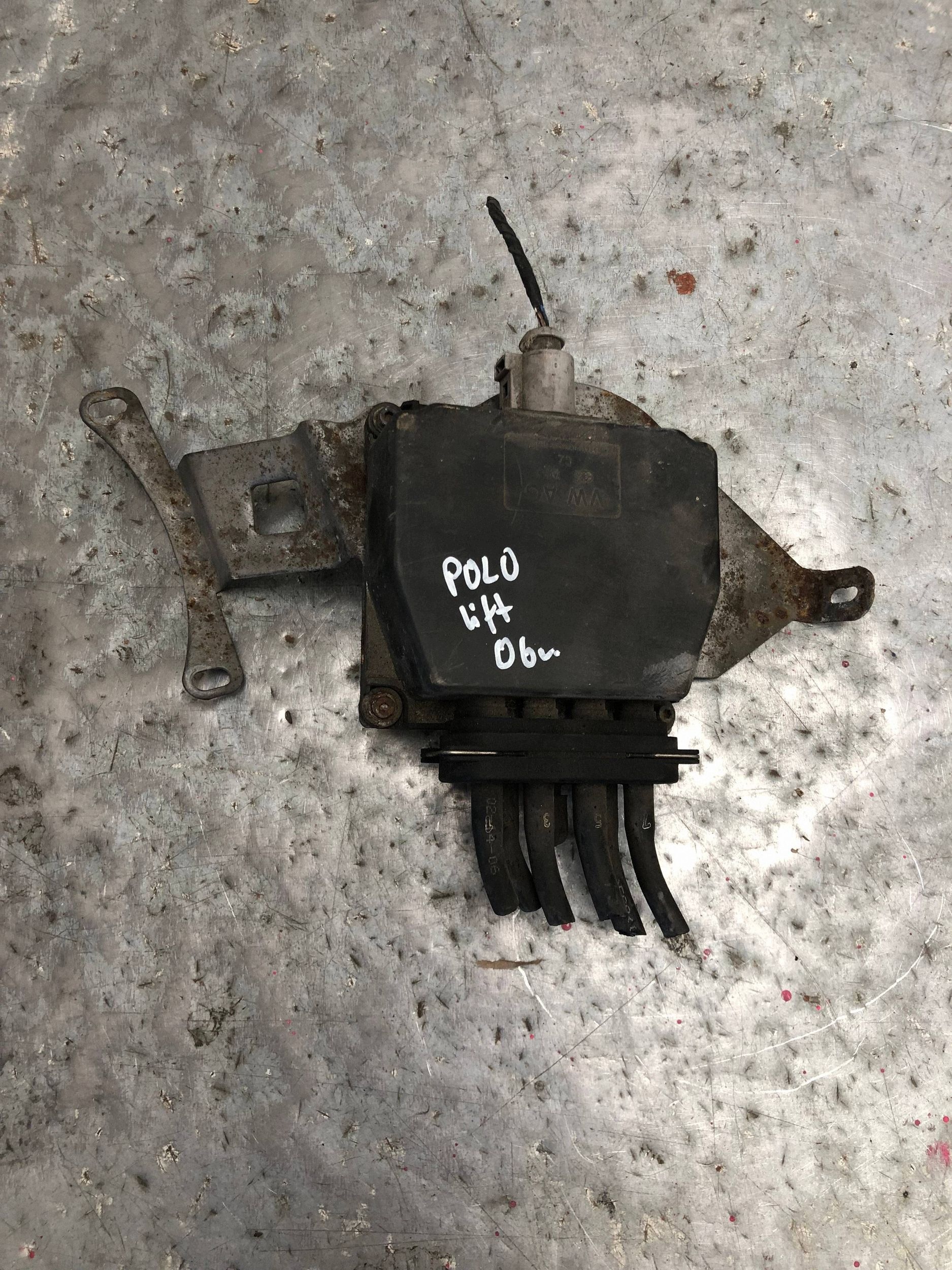 Sensor MAGNETYCZNY VW POLO IV LIFT 6Q0906625A