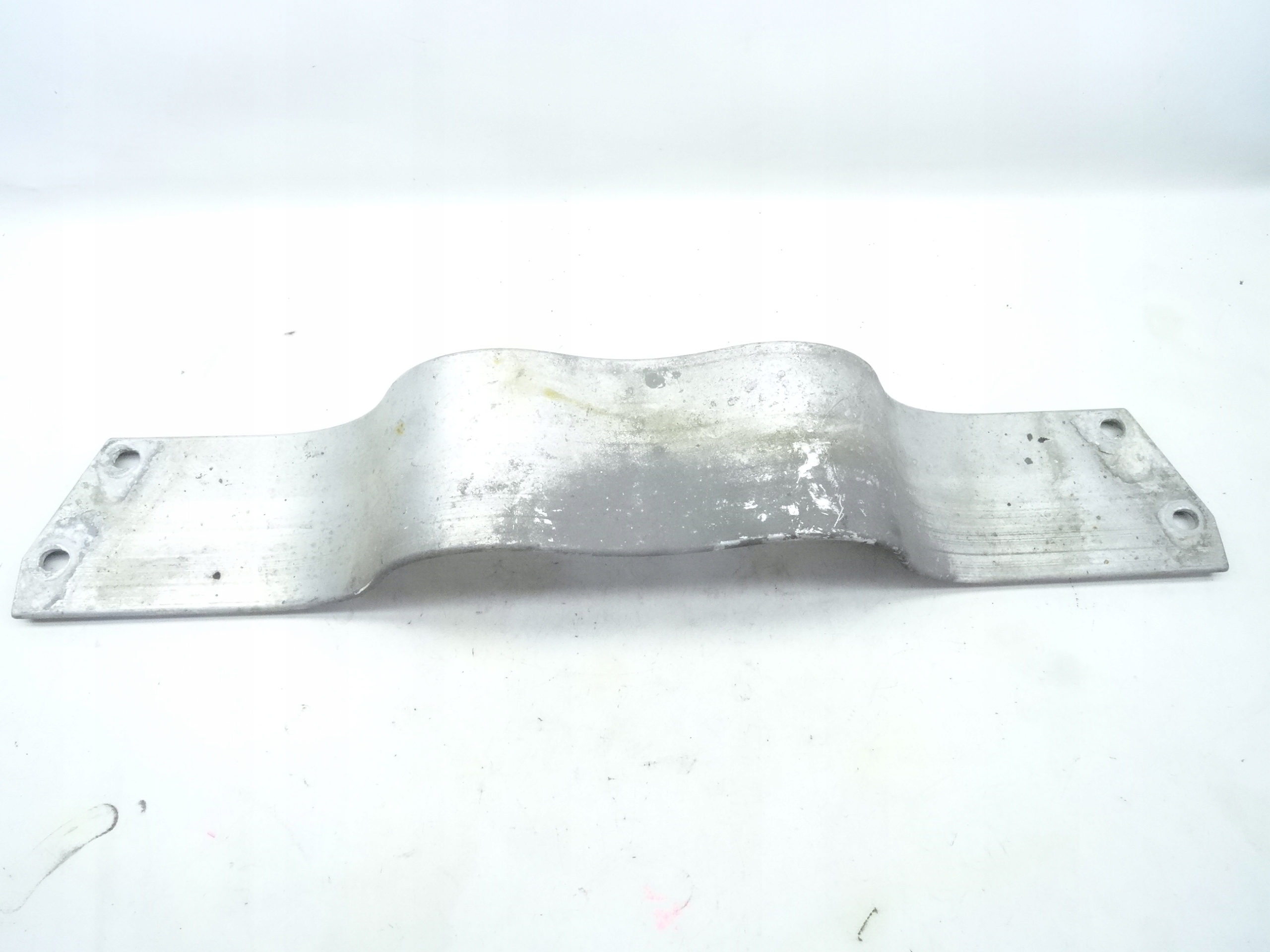 AUDI A8 D2 94-02 кронштейн кузова 4D0803842M