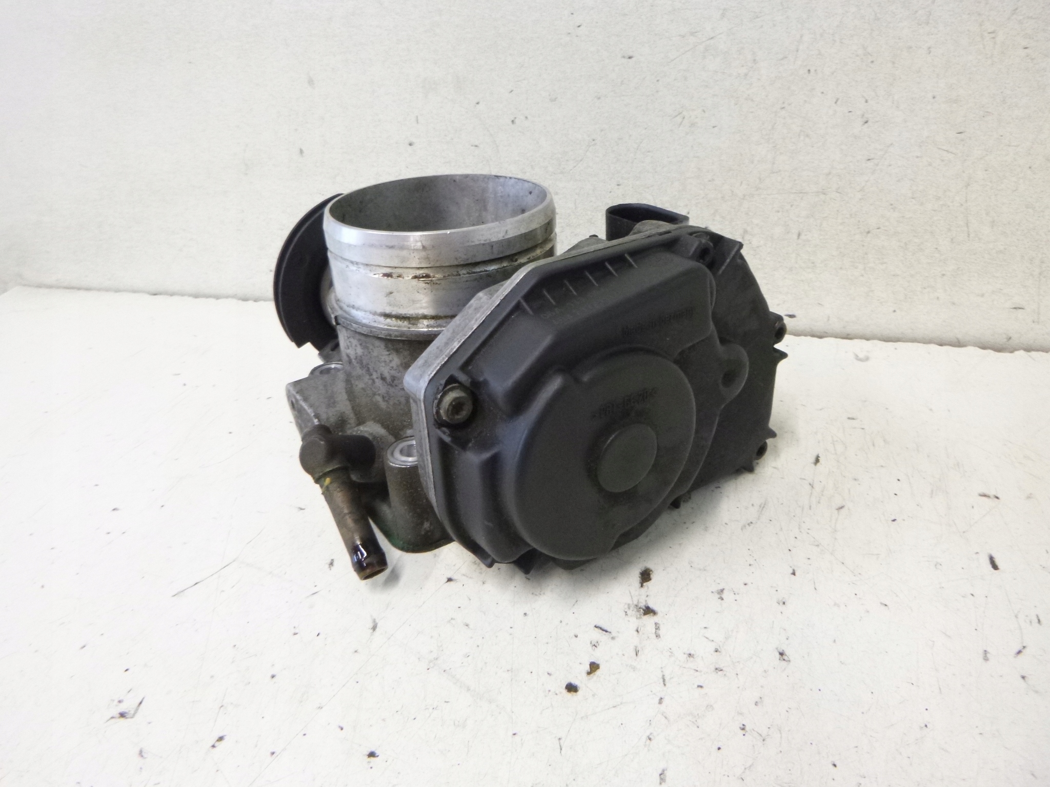 Valvola a farfalla Skoda Octavia 2.0 AQY 2000r. 06A133064H