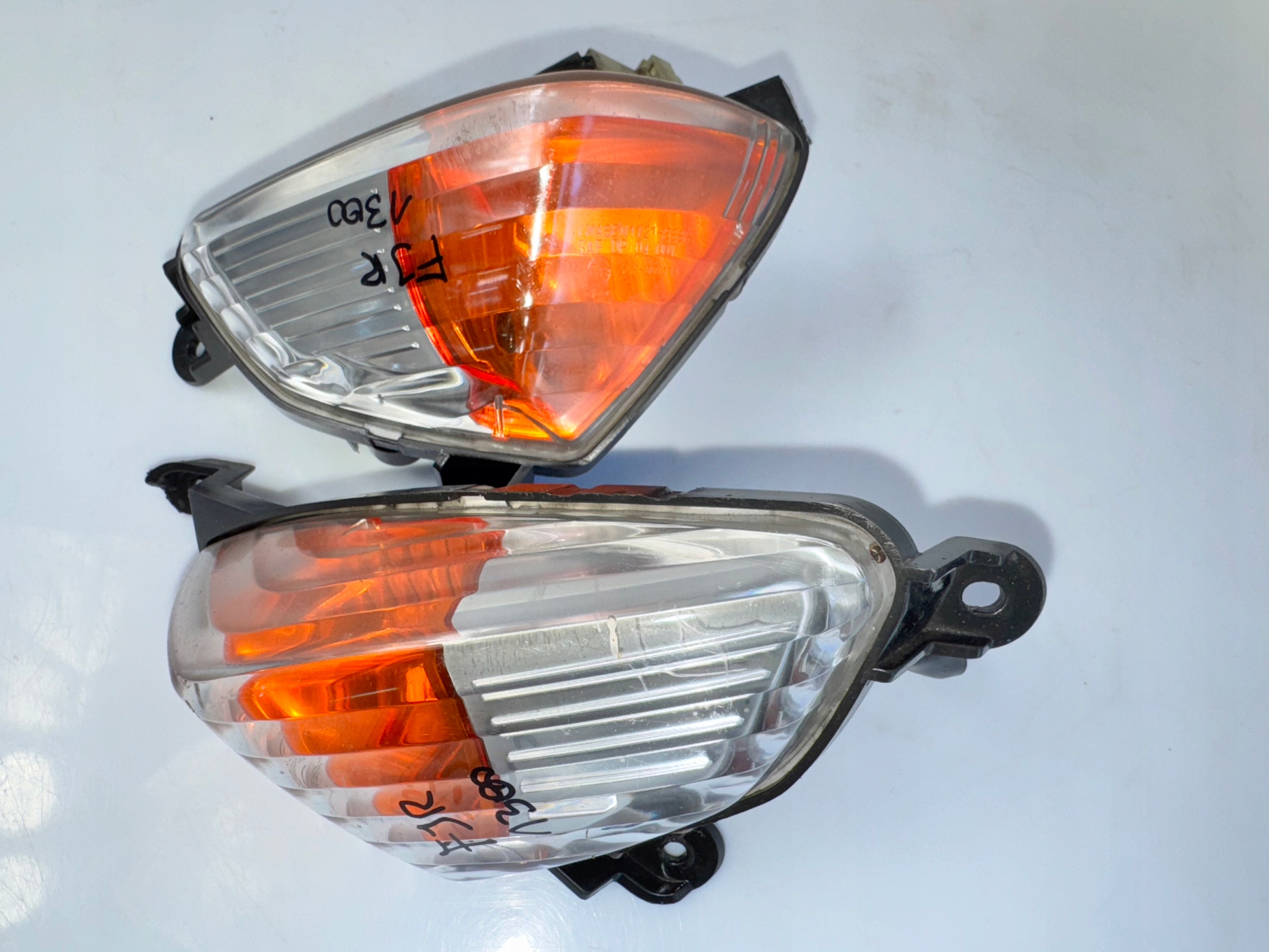 Kierunkowskaz kierunki Yamaha FJR 1300 Numer katalogowy części 1000178