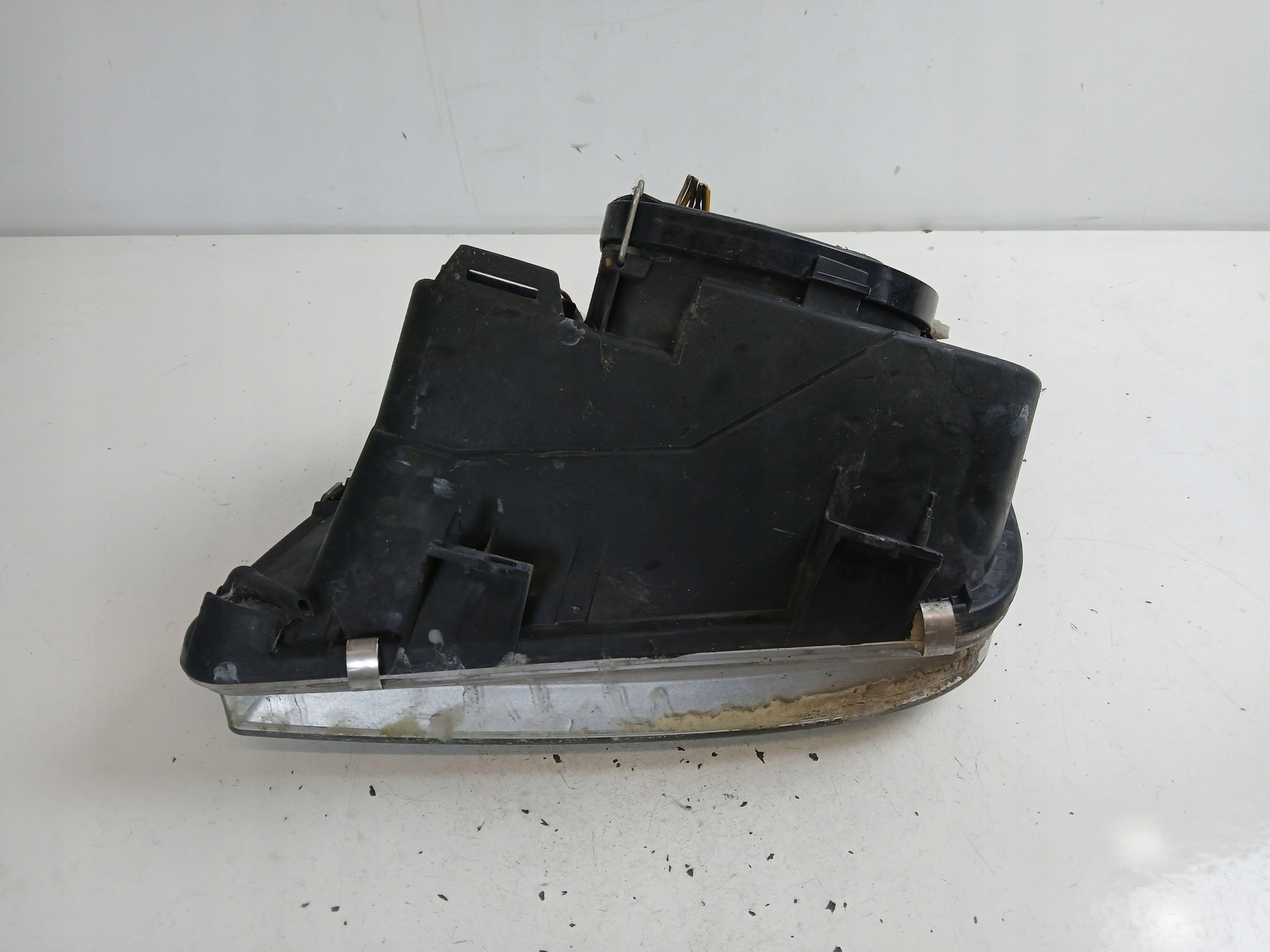 VW BORA light right front