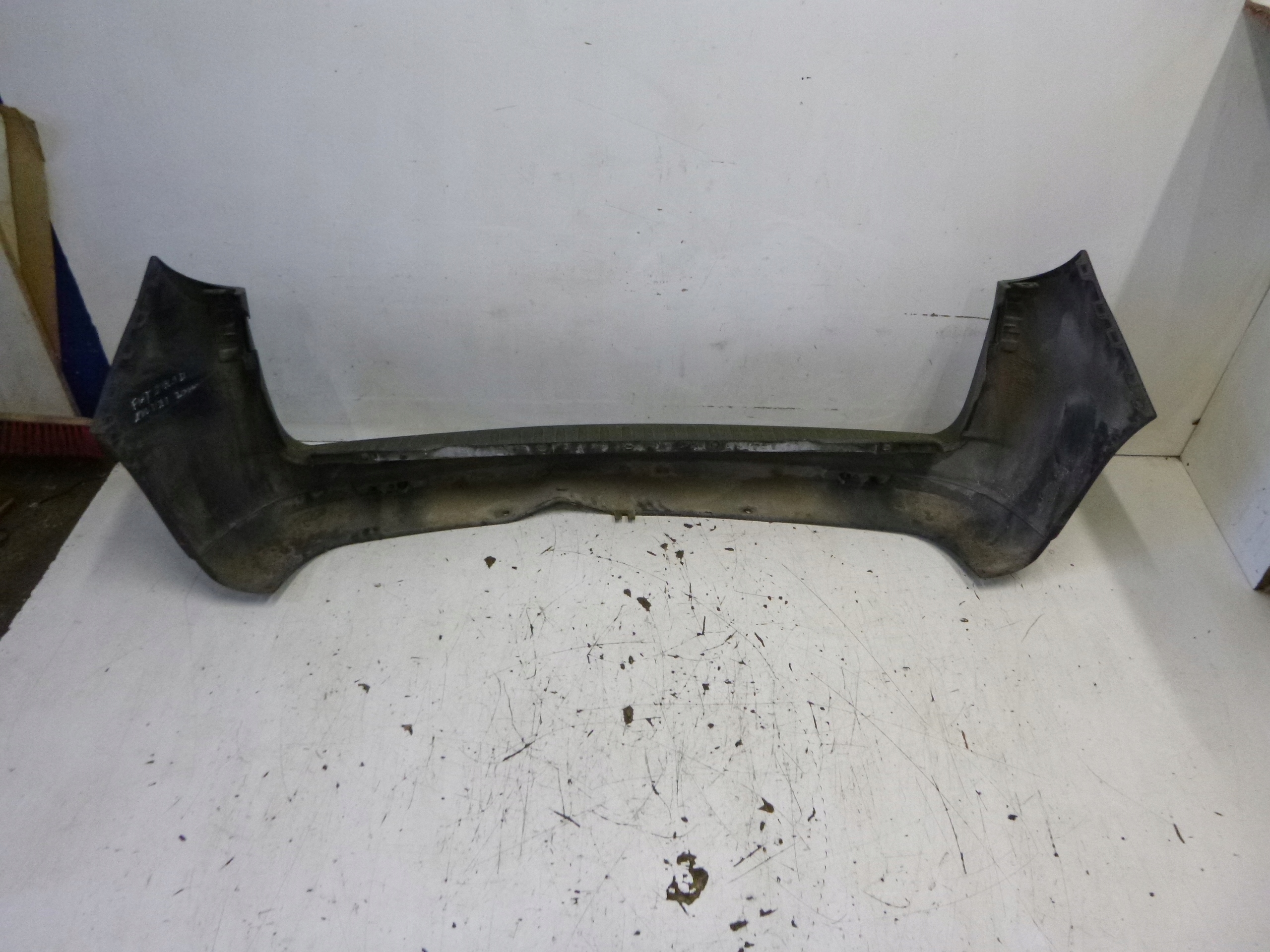 front bumper FIAT DOBLO II COMBO D bumper 735473499