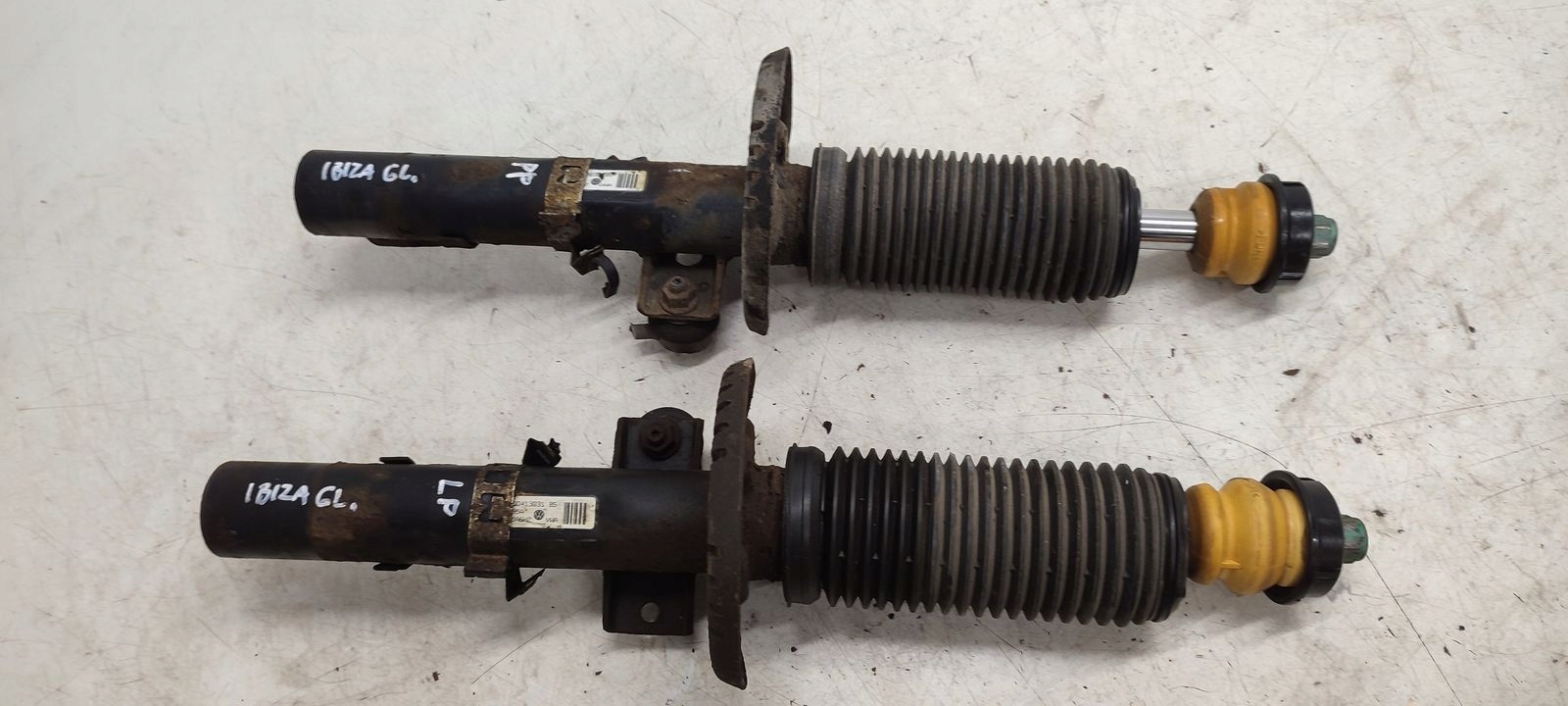 shock absorber front front Seat Ibiza 6L