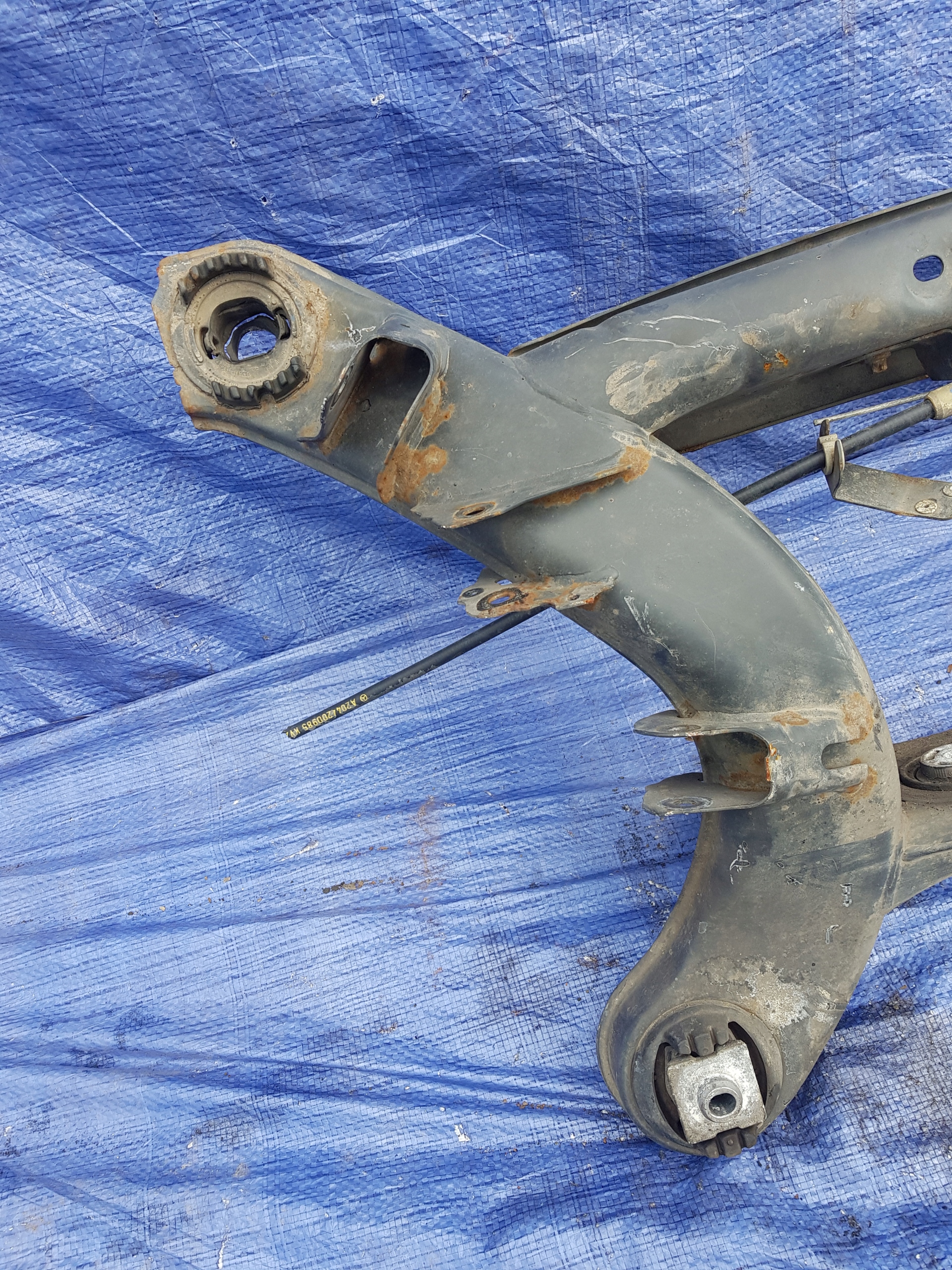 axle beam rear part MERCEDES W207 C207 sider subframe axle beam