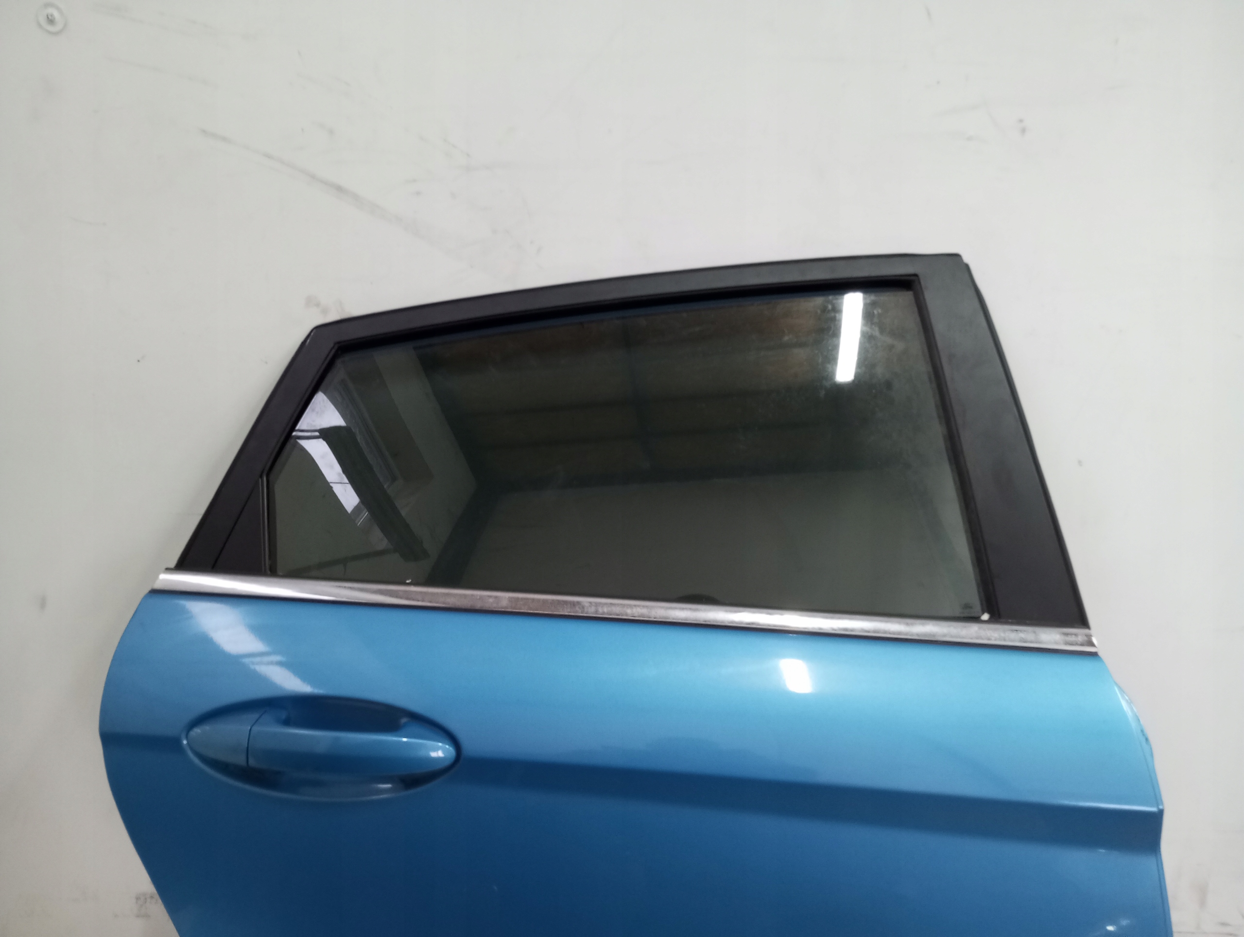 door right rear. FORD FIESTA MK7