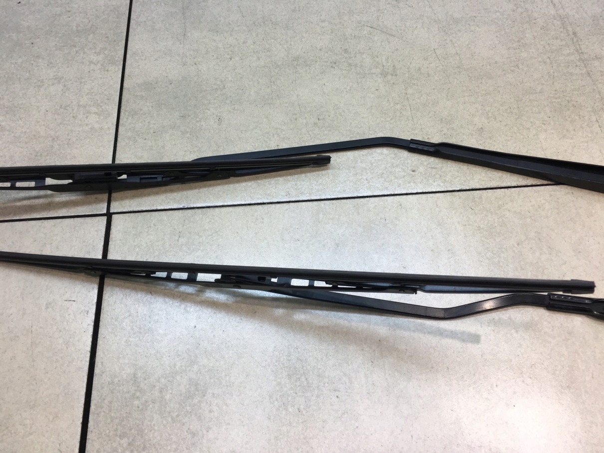 wiper arm front PEUGEOT 206