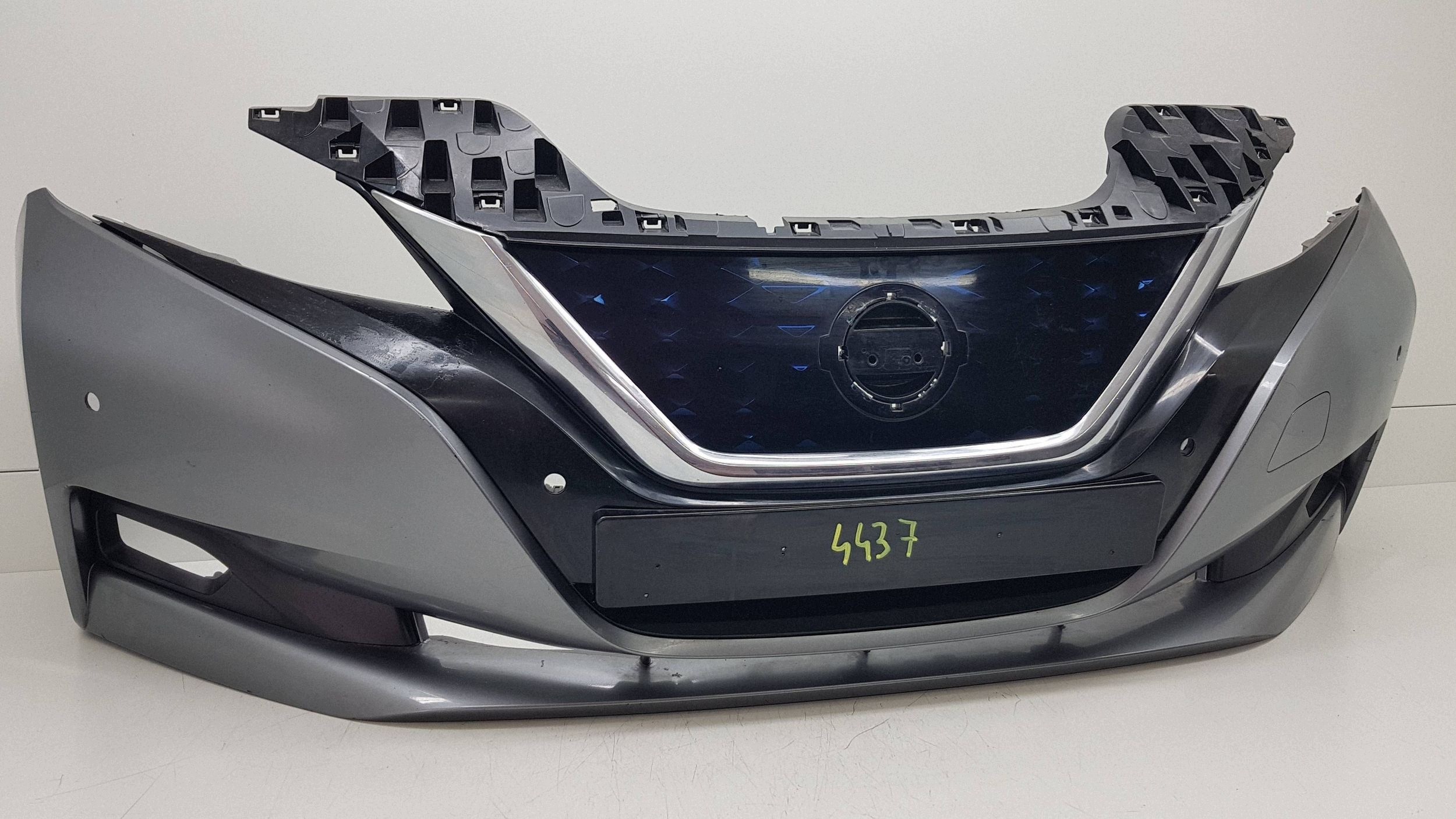 NISSAN LEAF II 2017 - bumper front 620225SH0H