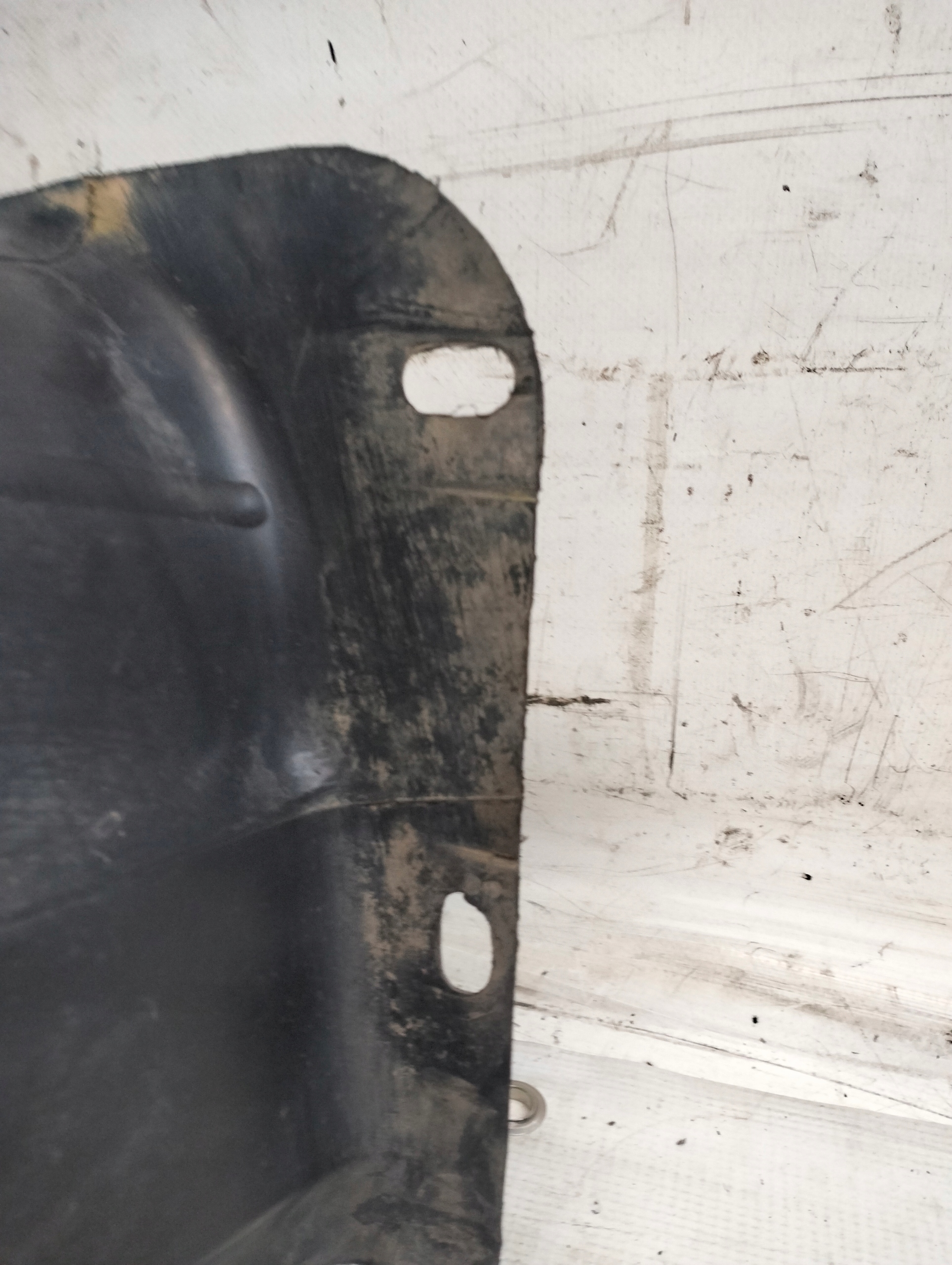 OPEL VIVARO A FL 2011r mudguard left rear part 91165342