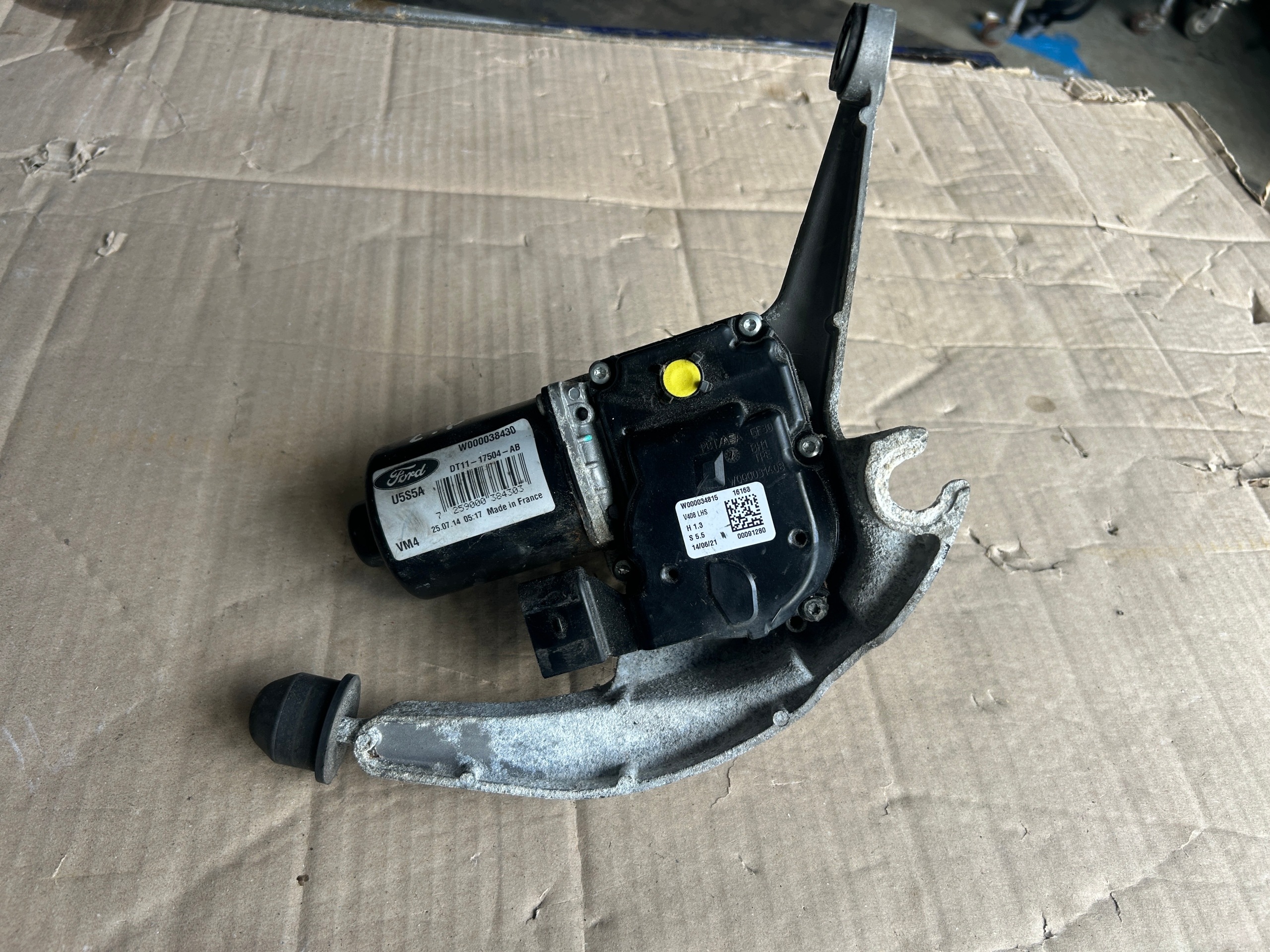 FORD TRANSIT CONNECT törlö bal DT11-17504-AB