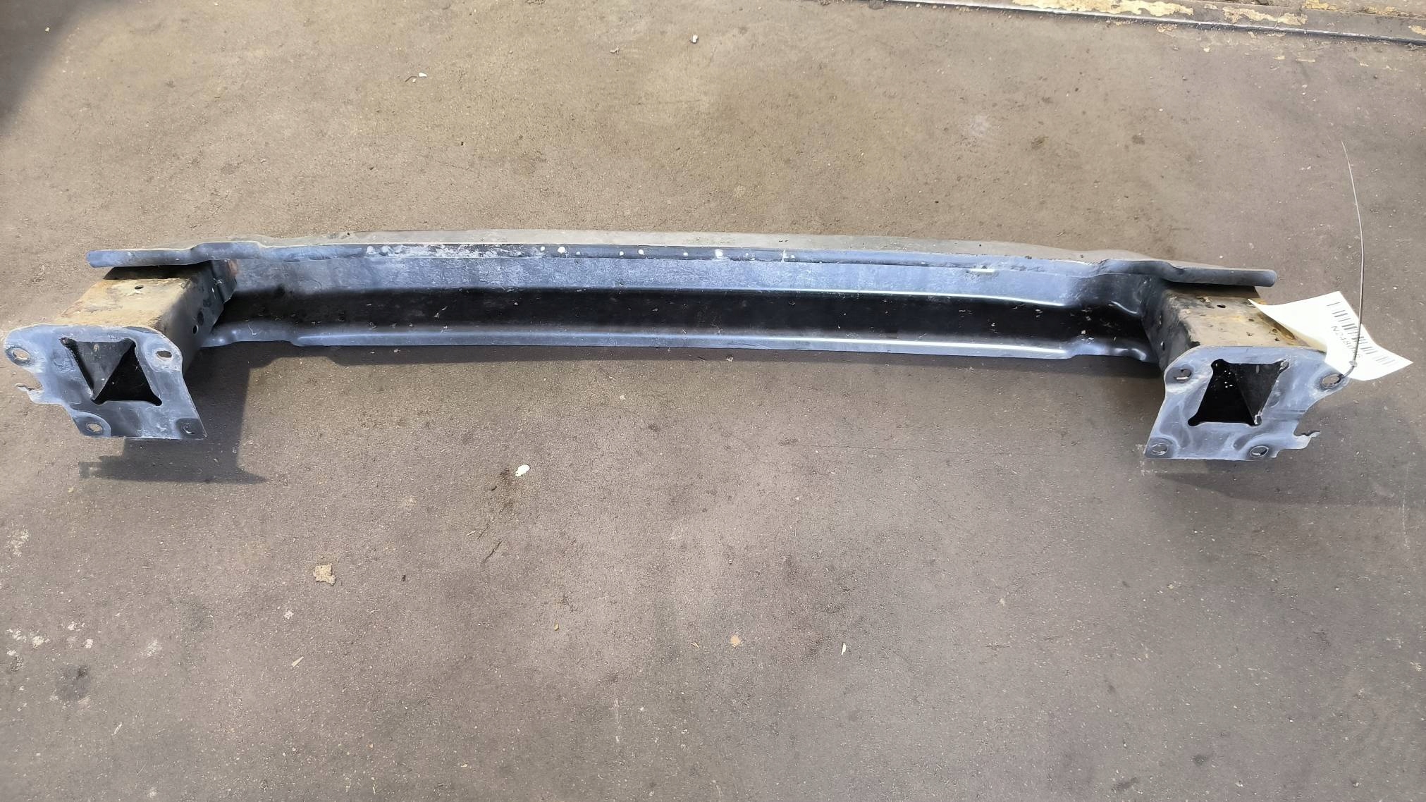 TRAVERSA paraurti posteriore VOLKSWAGEN PASSAT B8 berlina