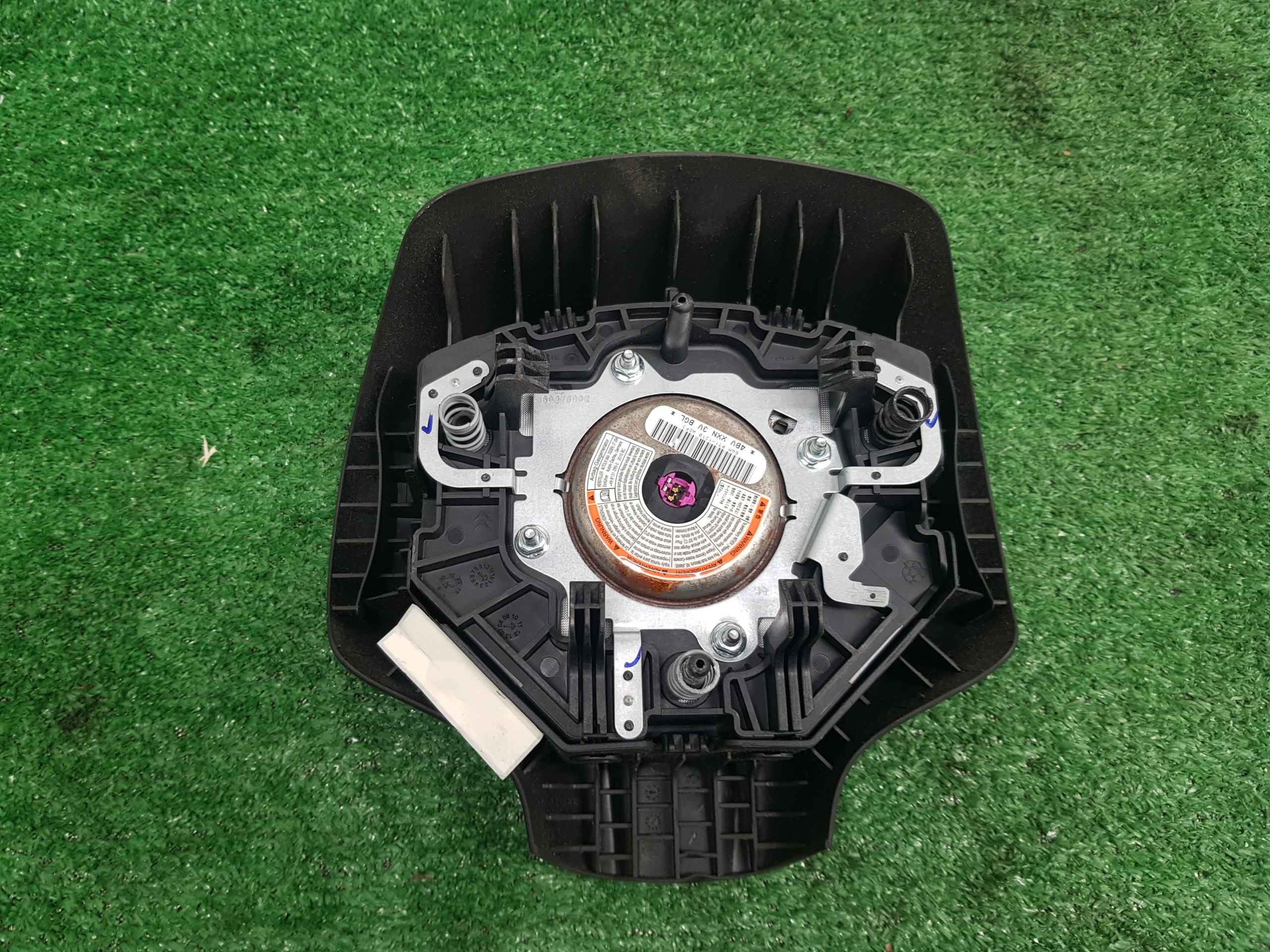 dashboard instrument panel + airbags + tension belts CITROEN C3 PICASSO 2010