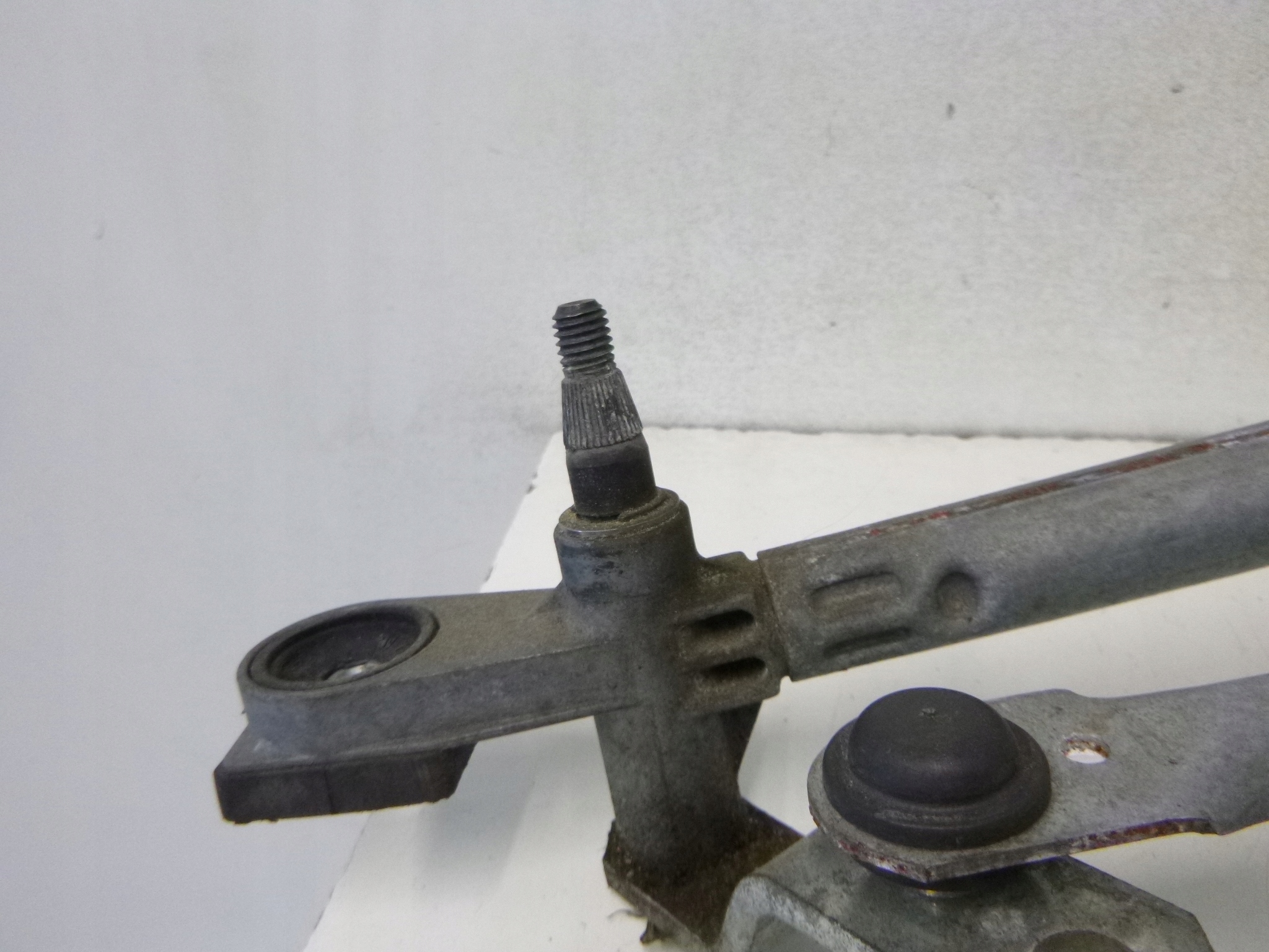 WISCHERGESTÄNGE VORNE FORD C - MAX 2005