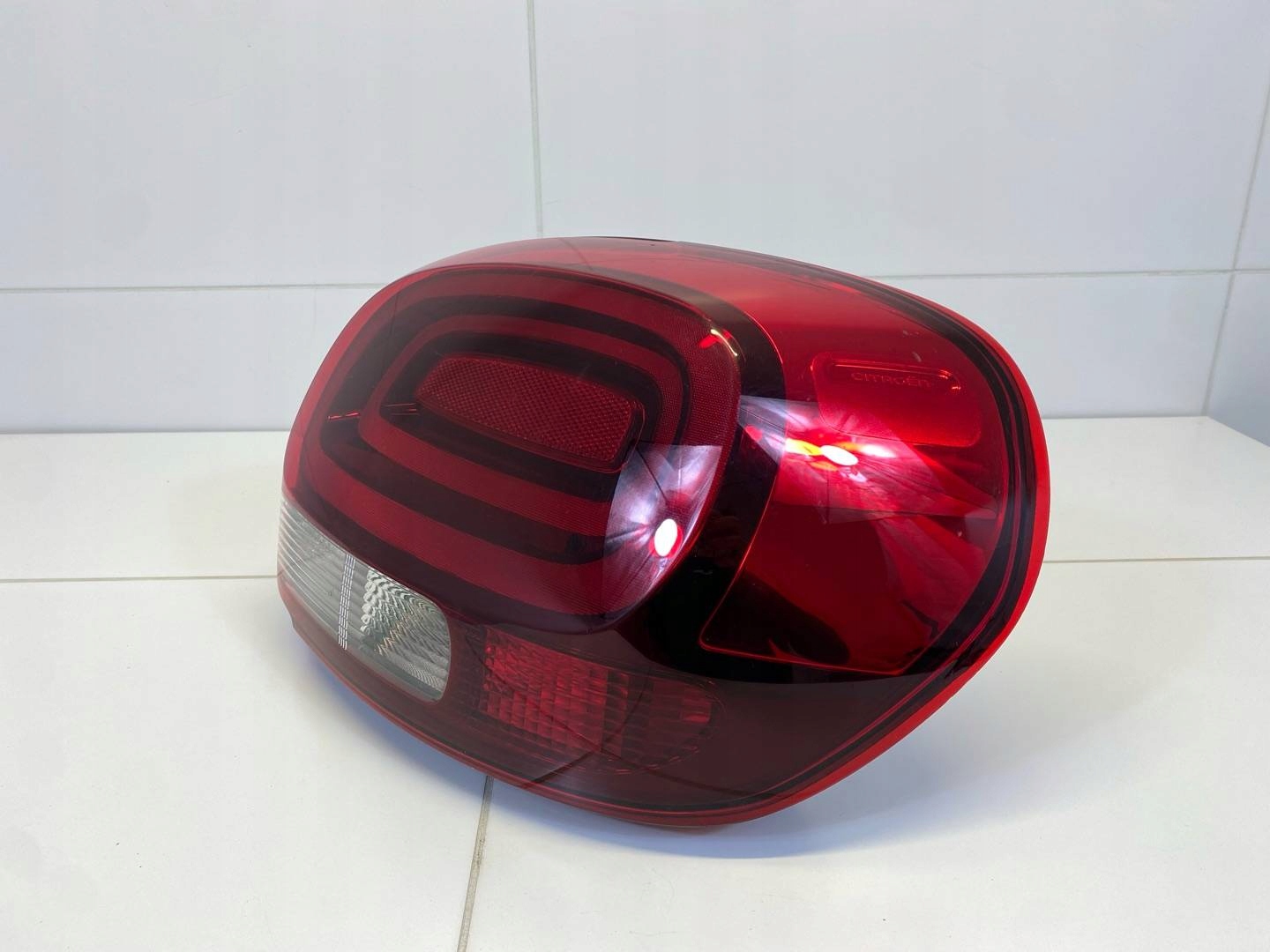 light rear right side Citroen C3 3 2018 9812257480