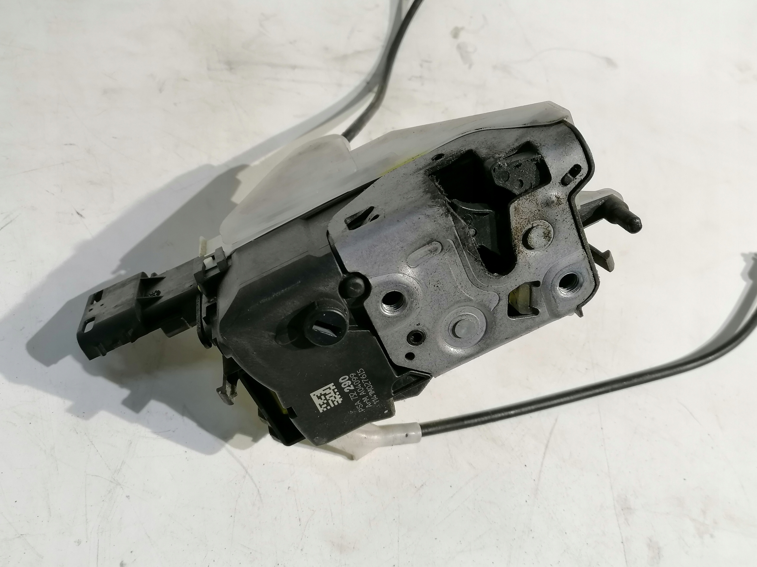 Peugeot 3008 and lock right front 6 PIN