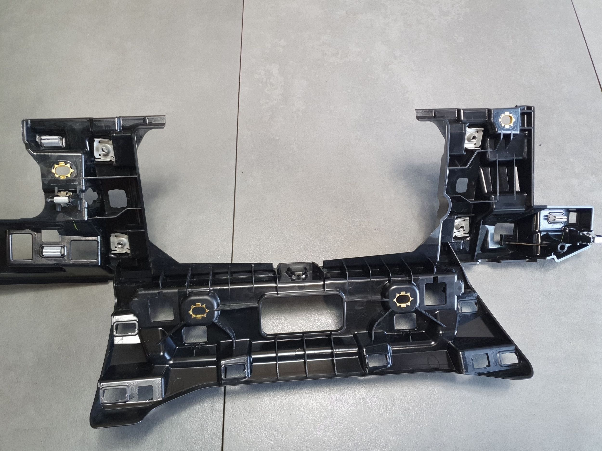 Audi A3 8Y Support plaque du tableau de bord 8Y1857736