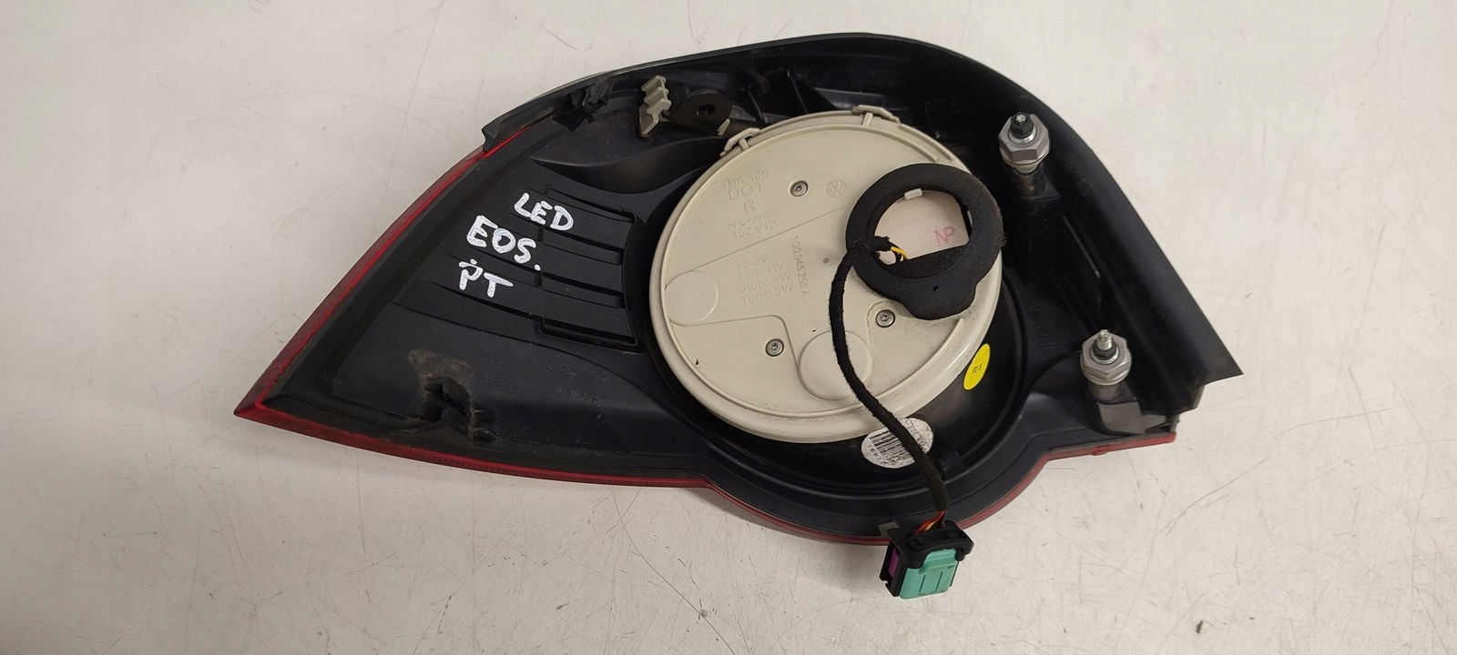 light rear part rear right w fender VW EOS 2,0 TDI