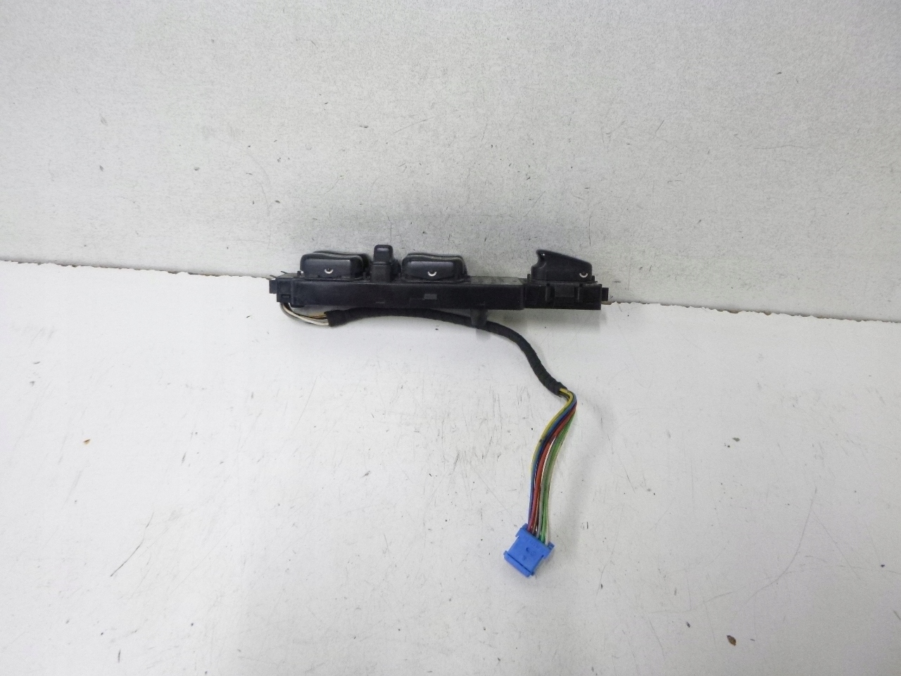 switch panel of the window left Mercedes S klasa W220