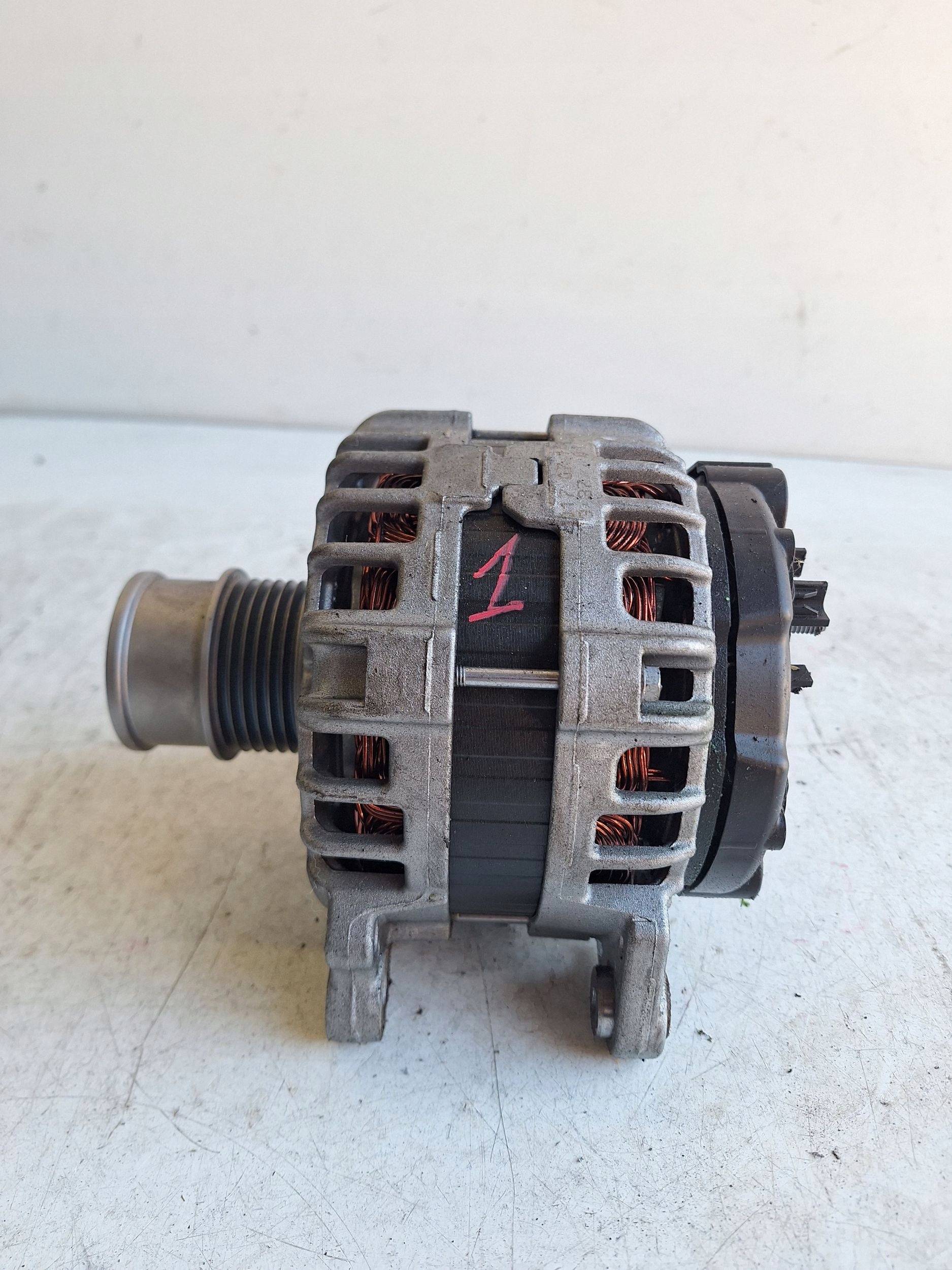 VOLKSWAGEN SEAT SKODA AUDI starter 04C903023T
