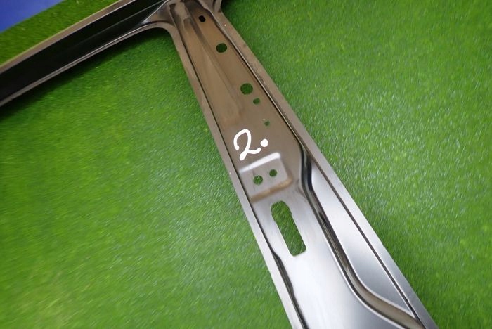 UP MII CITIGO 12- threshold right pillar side