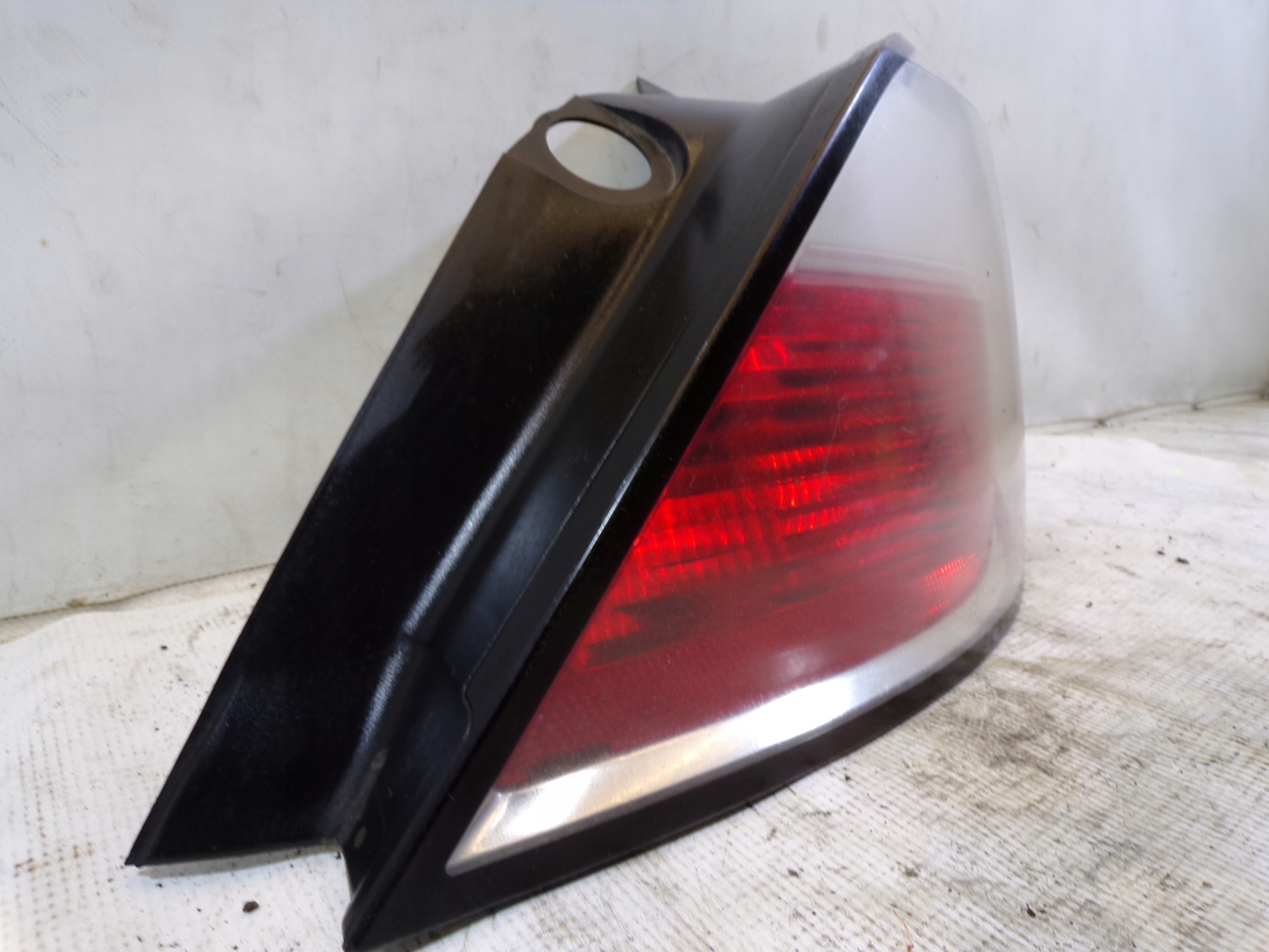 light rear rear part right OPEL ASTRA H HB (3)