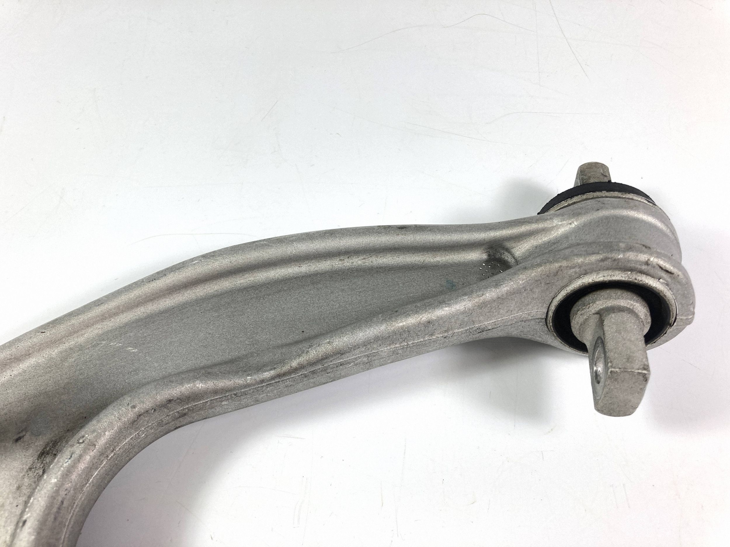 Chevrolet Corvette C8 2021-2024 arm upper rear left