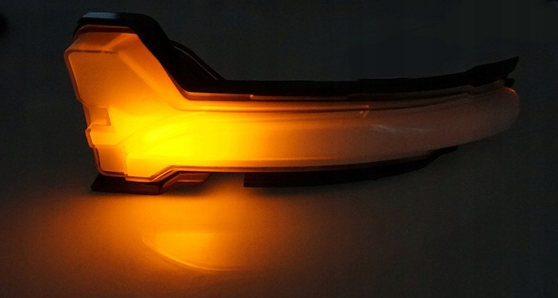 поворотник в зеркало led FORD Focus MK4 18-
